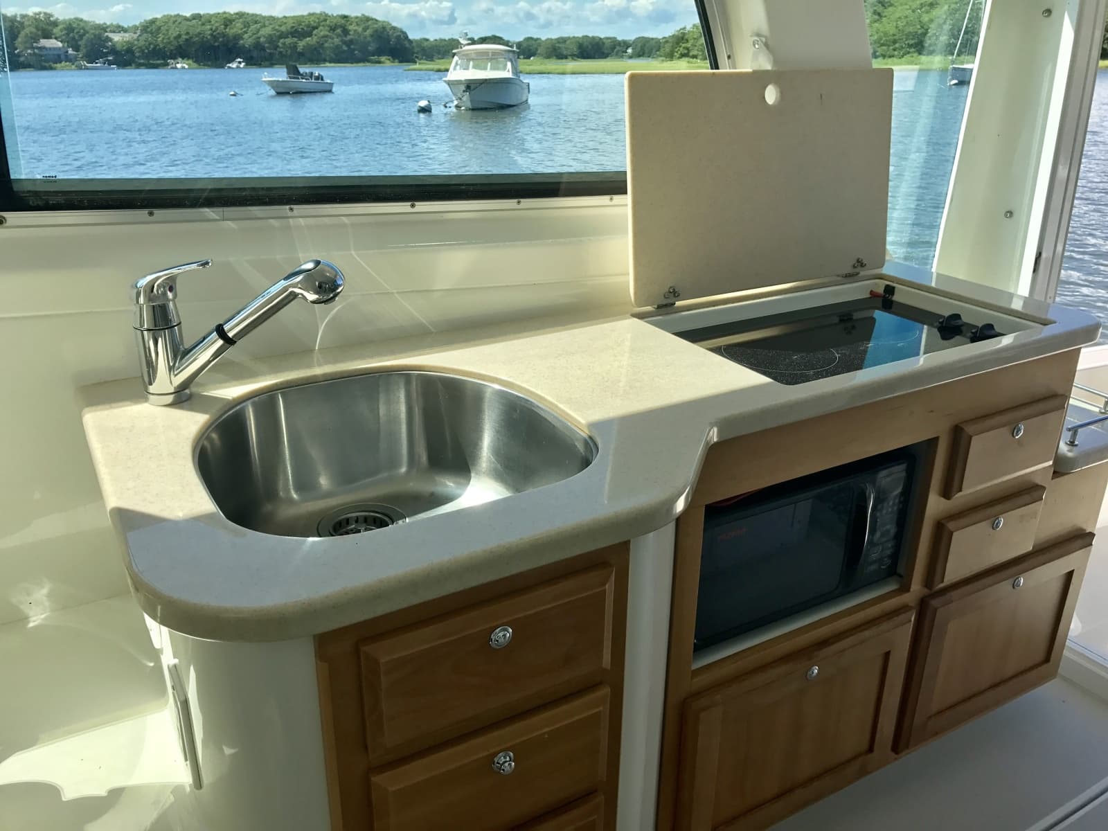 2008 Back Cove 33 - Photo 18