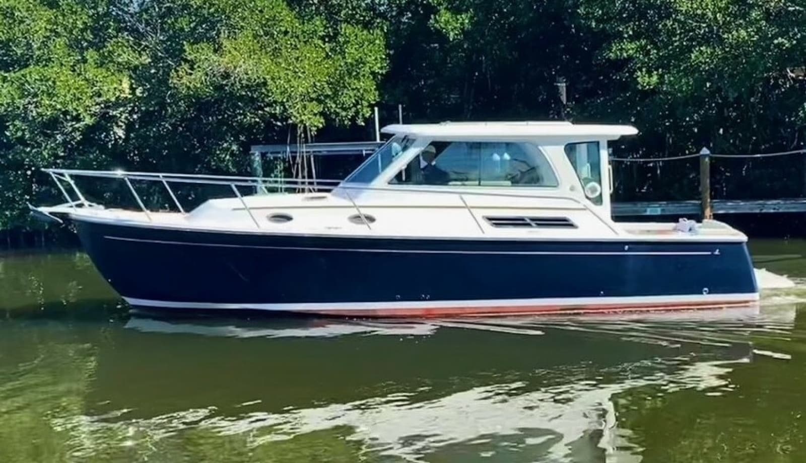 2008 Back Cove 33 - Photo 1