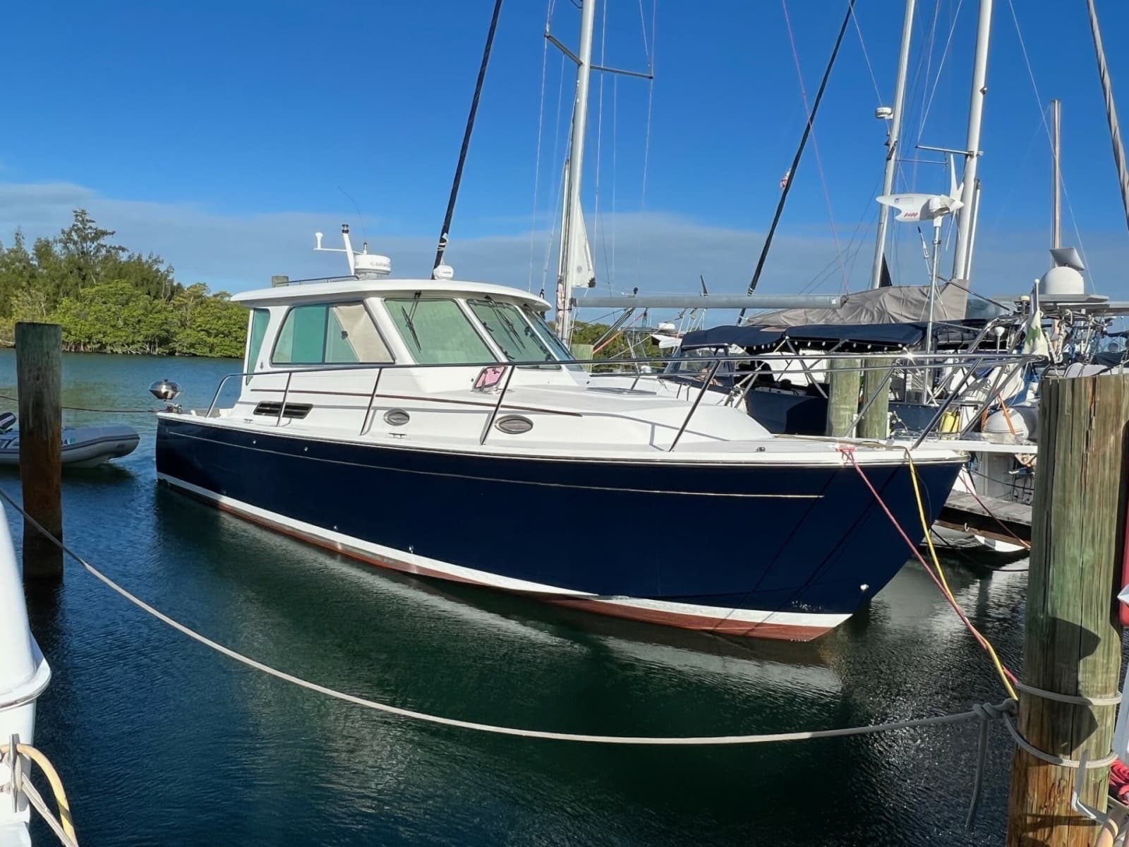 2008 Back Cove 33 - Photo 2