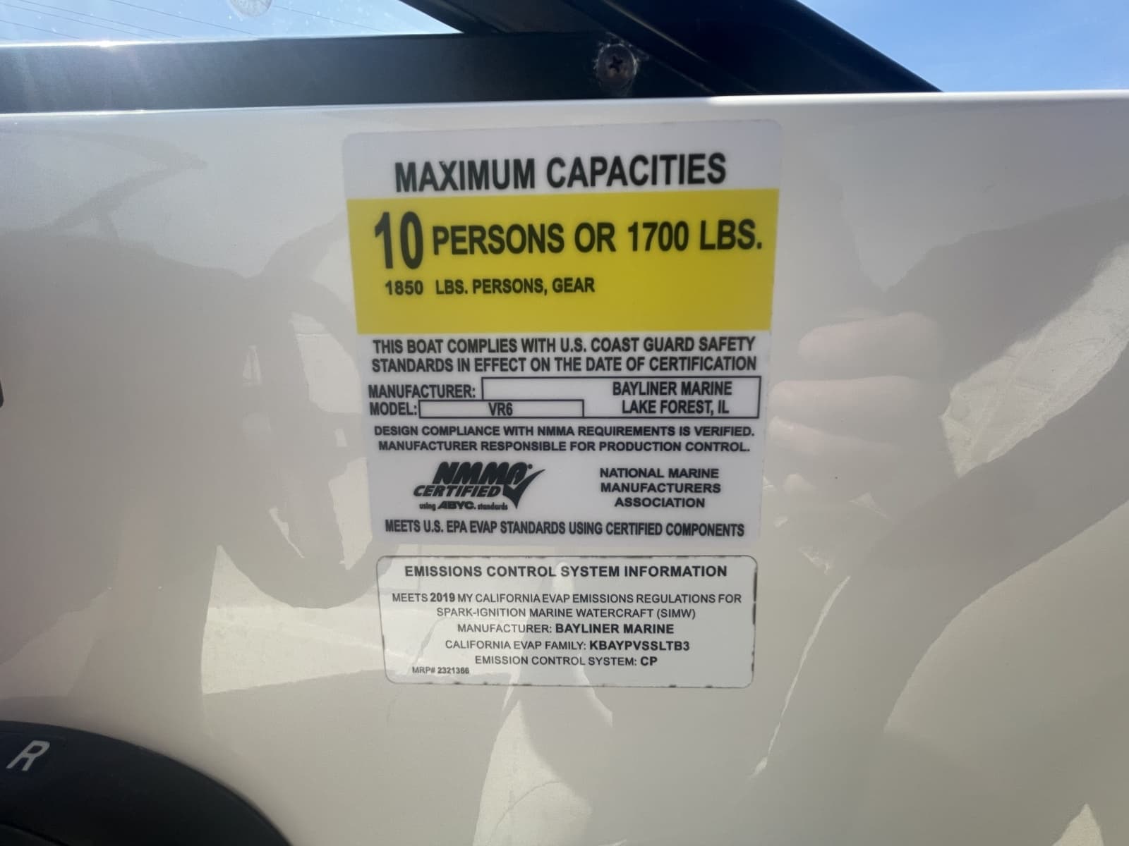 2019 Bayliner VR6 Bowrider I/O - Photo 35