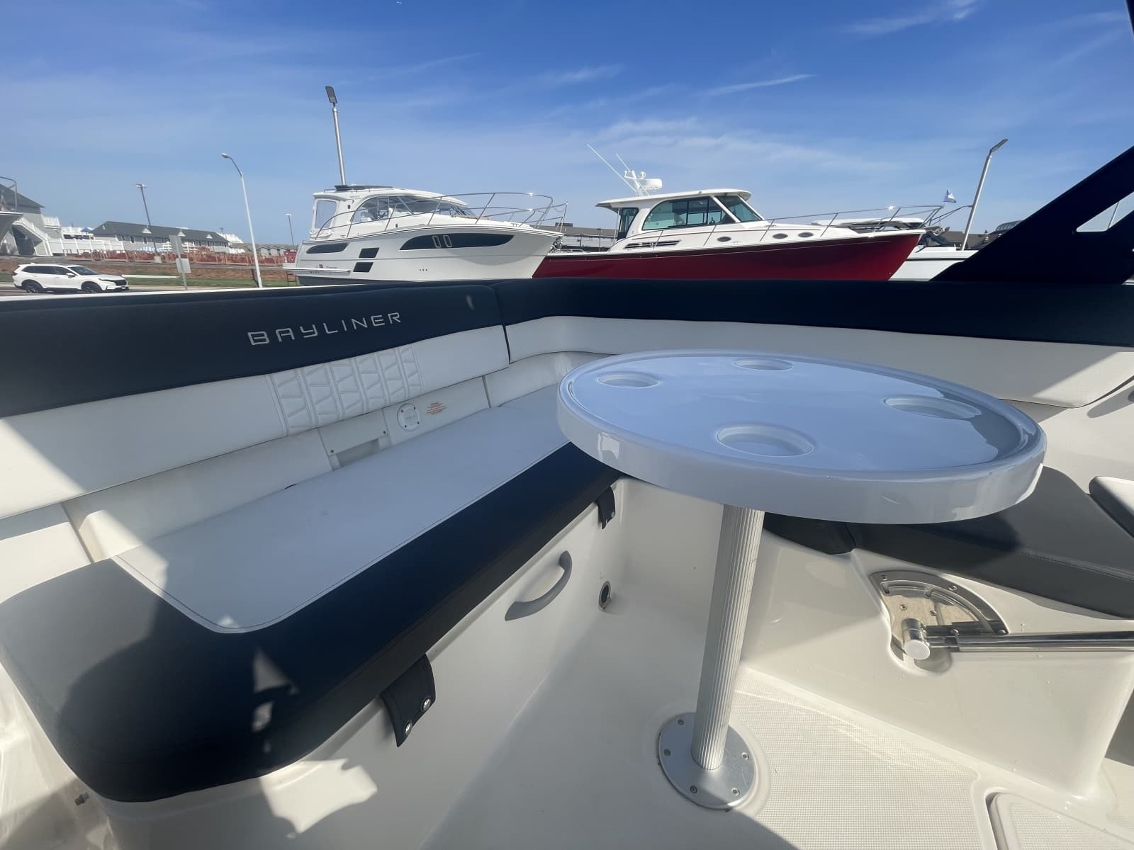 2019 Bayliner VR6 Bowrider I/O - Photo 8