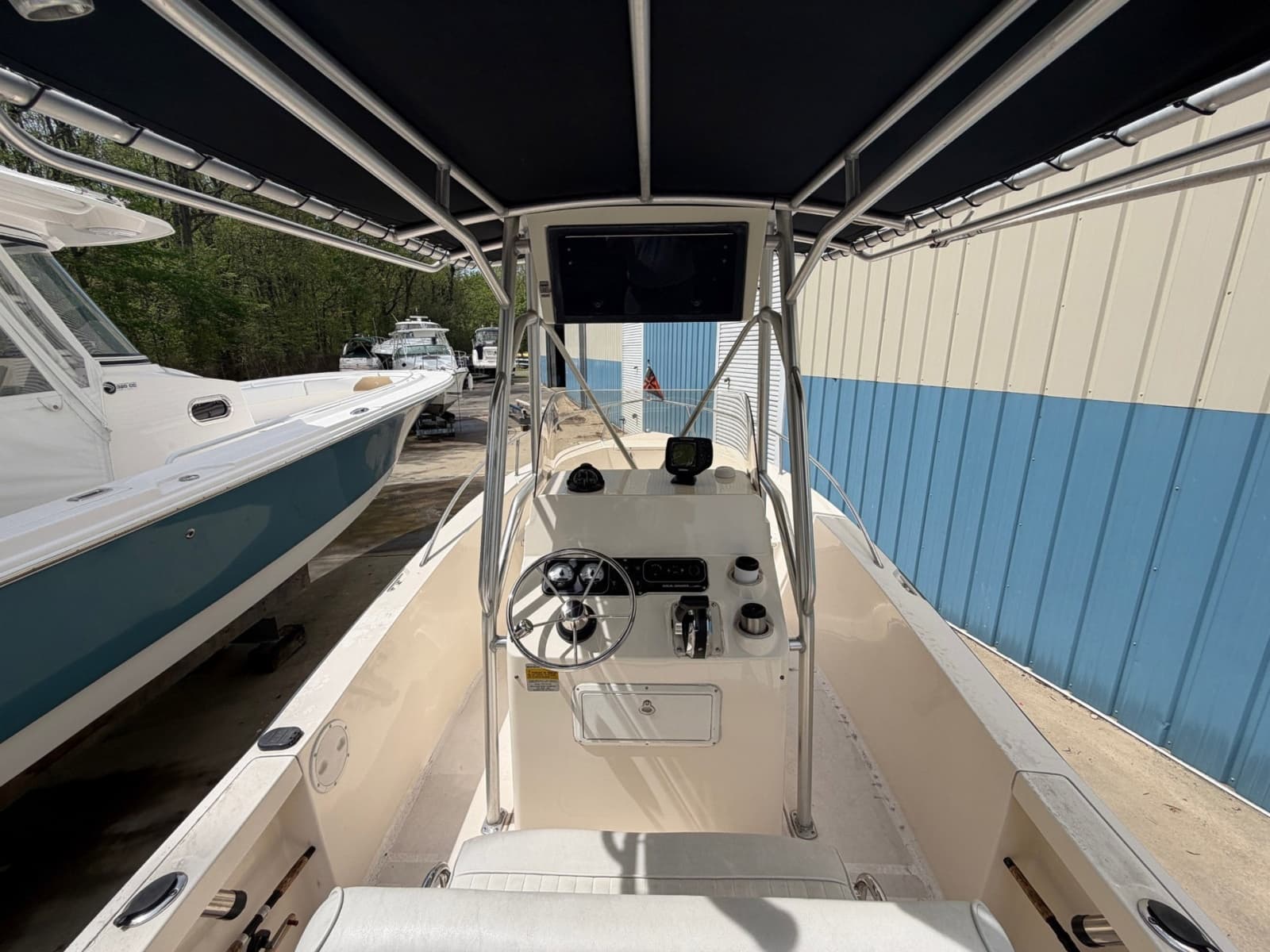 2004 Sea Hunt Triton 202 - Photo 11