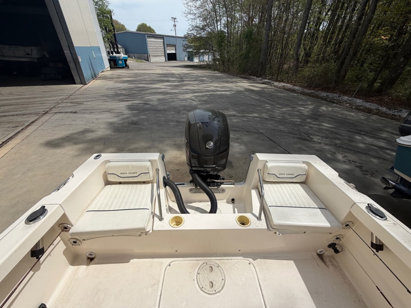 2004 Sea Hunt Triton 202 - Photo 9