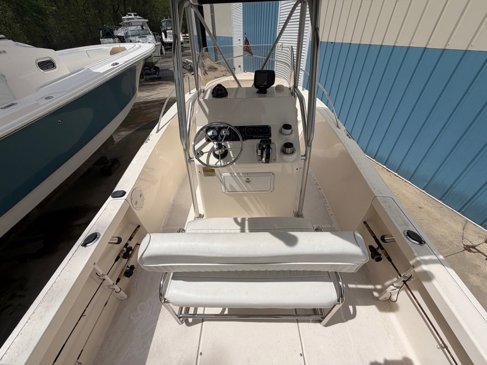 2004 Sea Hunt Triton 202 - Photo 7