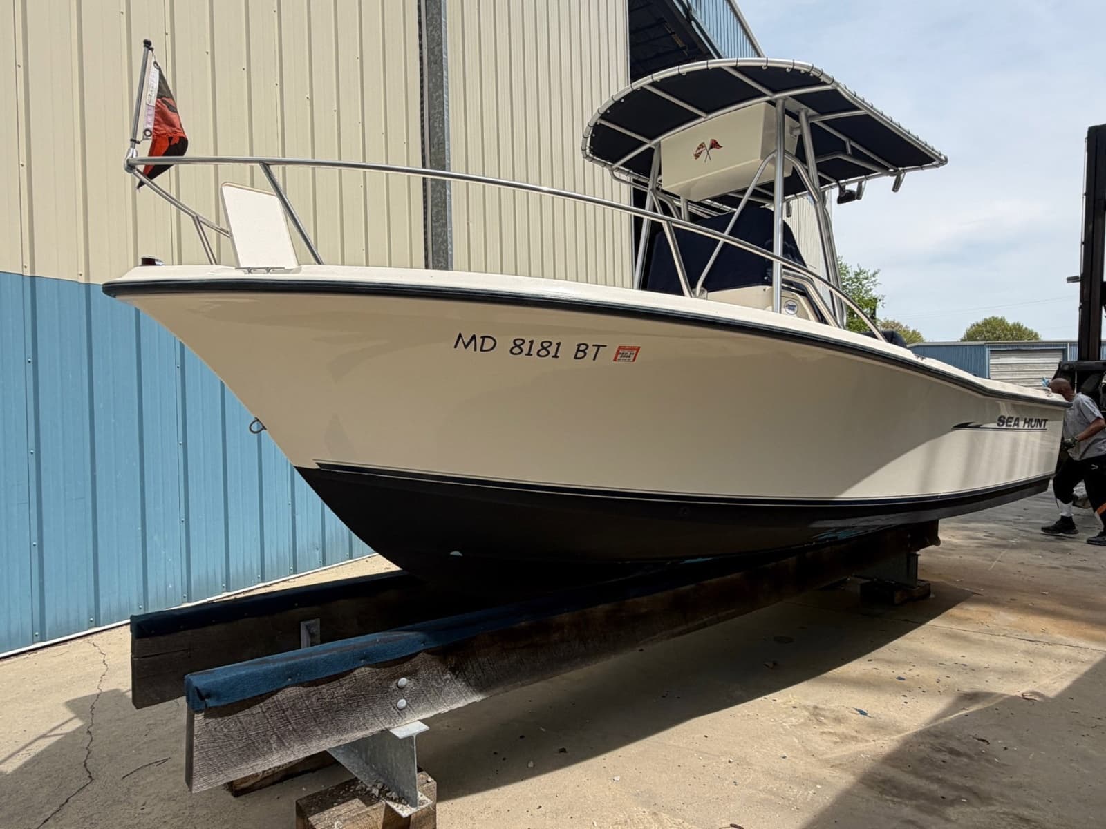 2004 Sea Hunt Triton 202 - Photo 1