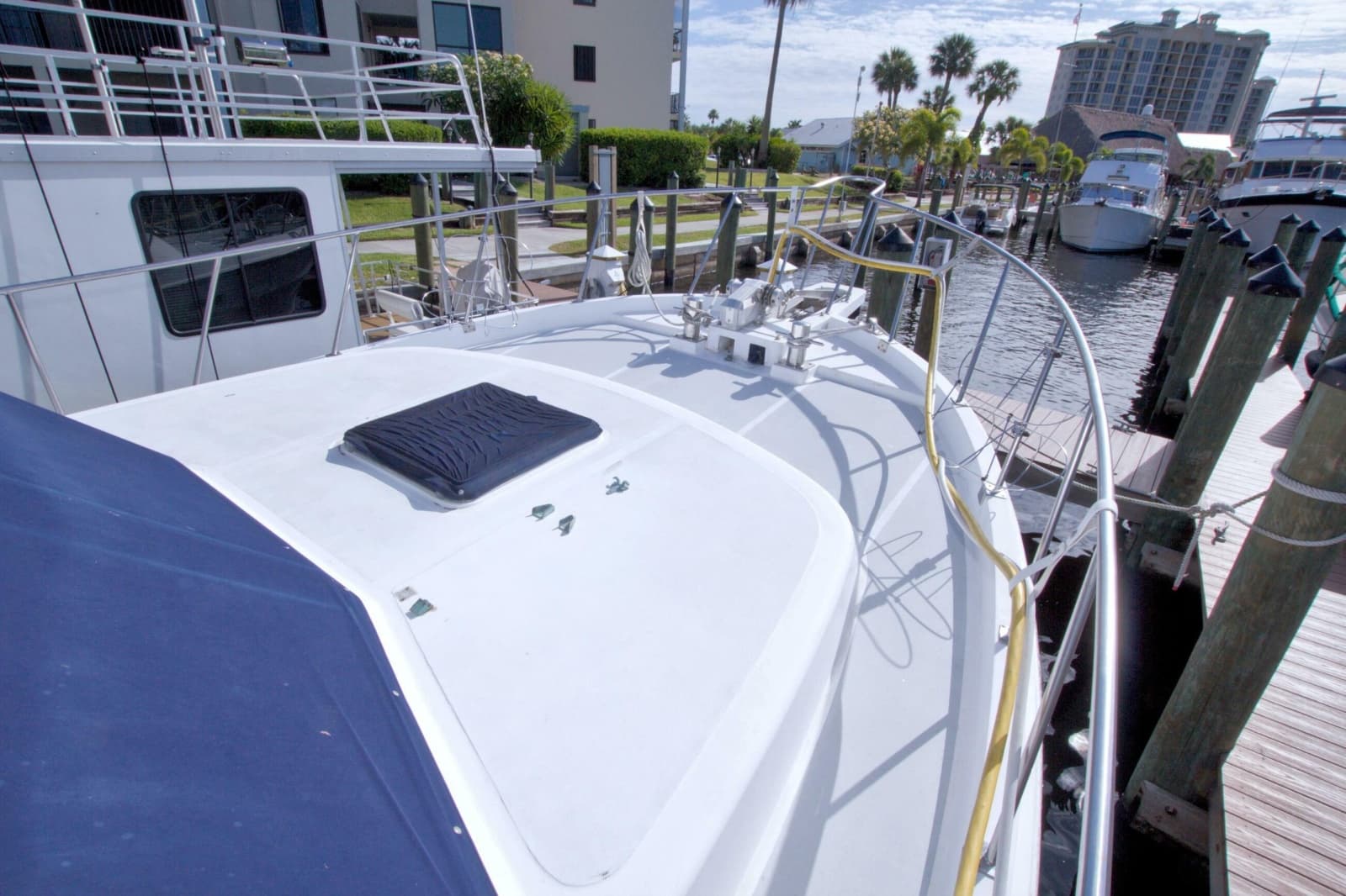 1984 Present Yachts 42 Sundeck - Photo 6