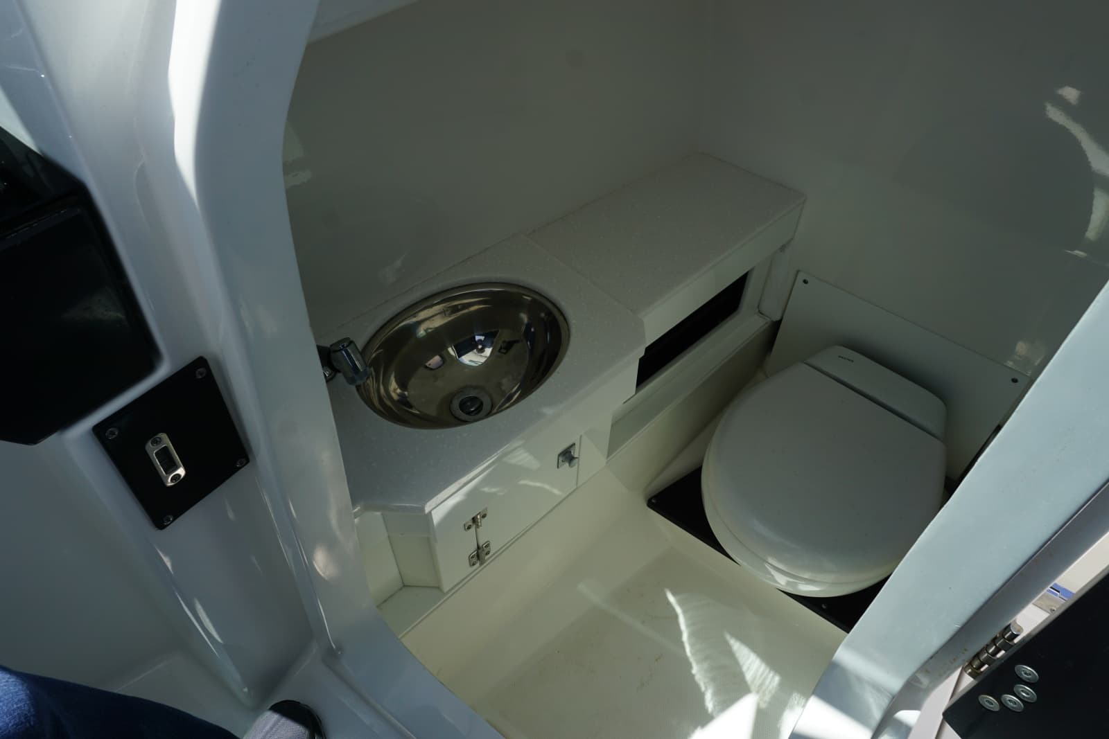 2023 Blackfin 272 DC - Photo 14