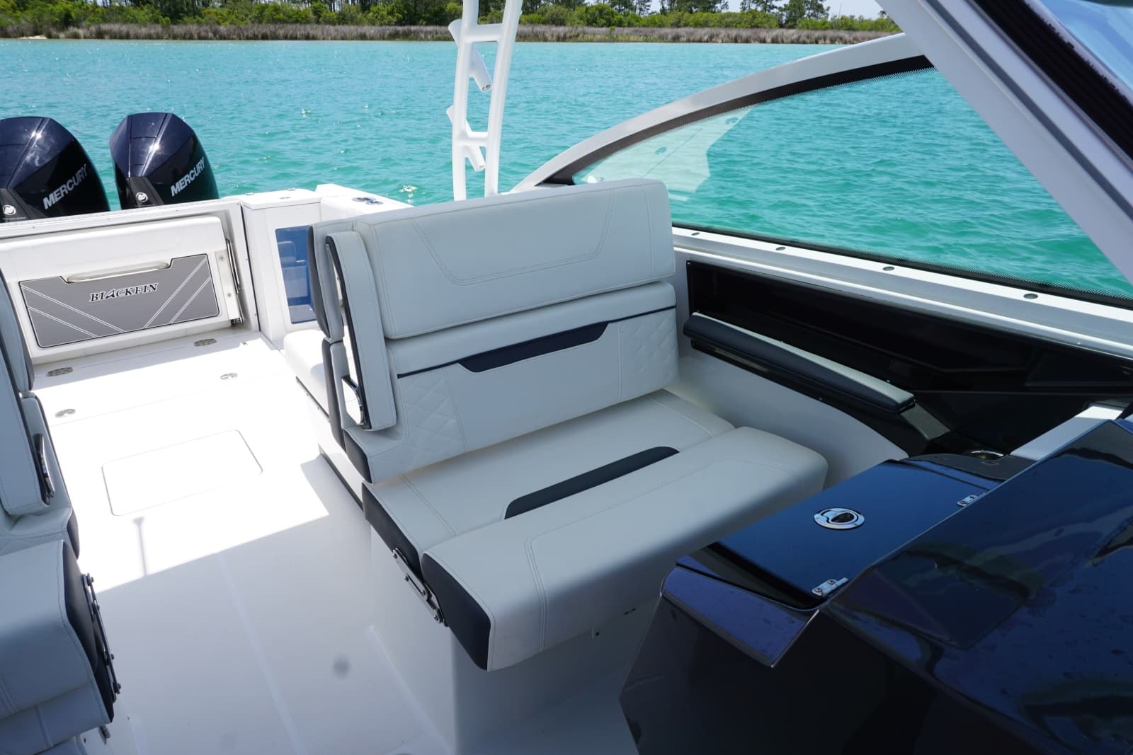 2023 Blackfin 272 DC - Photo 21