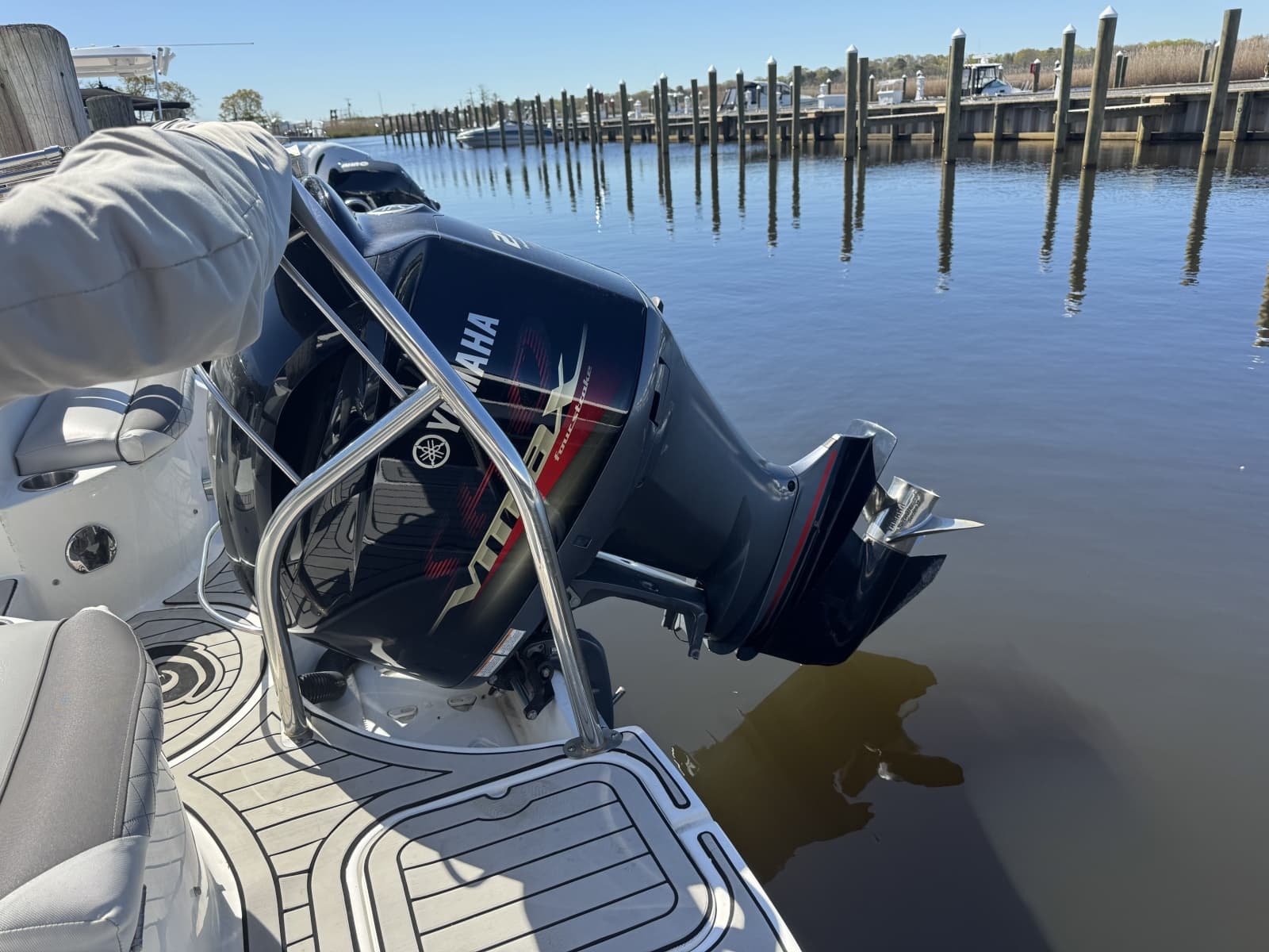 2019 Hurricane SunDeck 2486 OB - Photo 5
