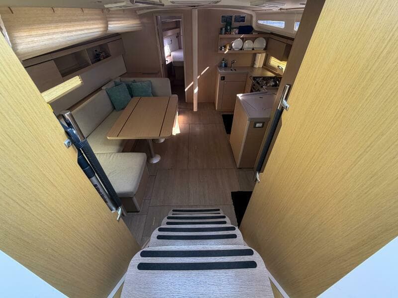 2022 Beneteau 40.1 - Photo 3