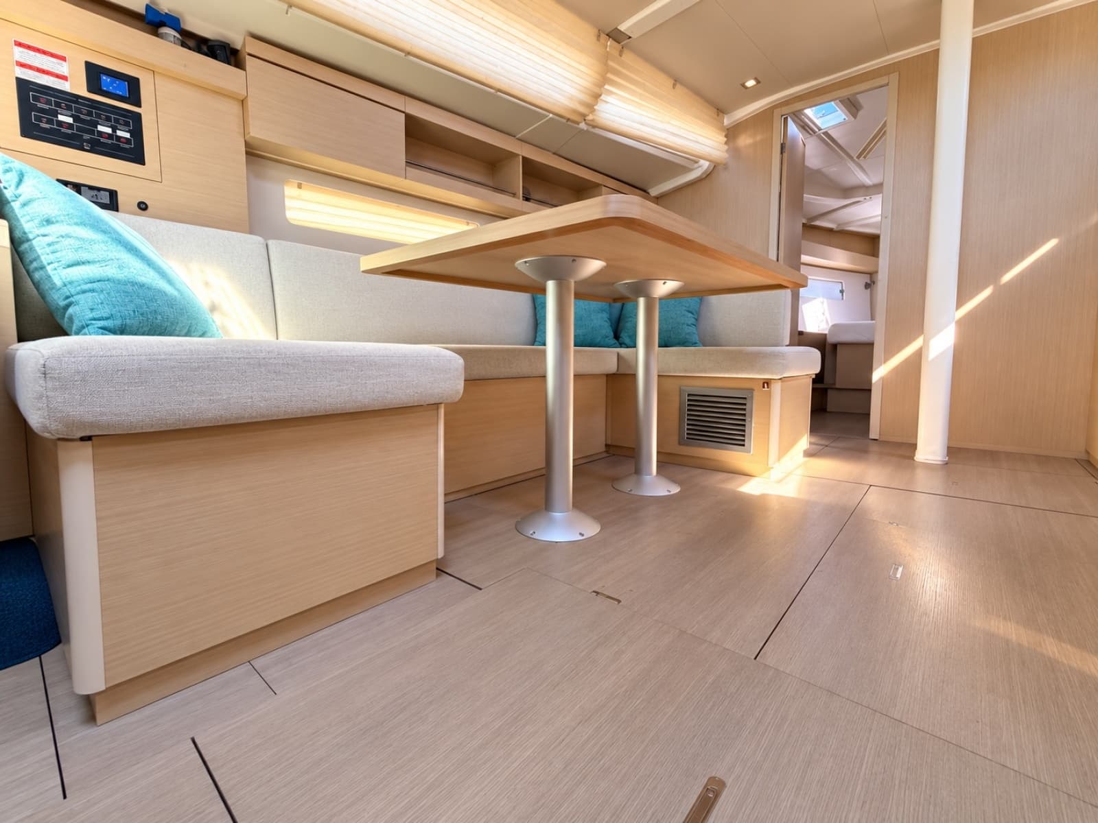 2022 Beneteau 40.1 - Photo 9