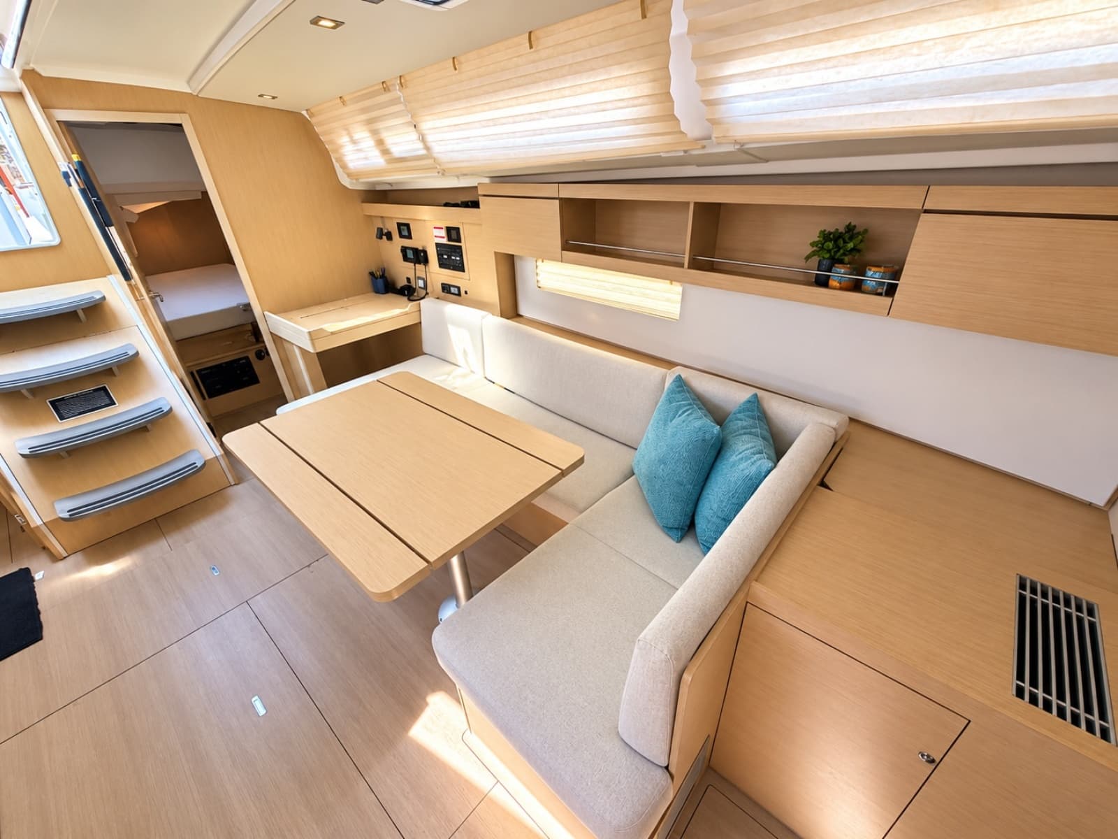 2022 Beneteau 40.1 - Photo 11