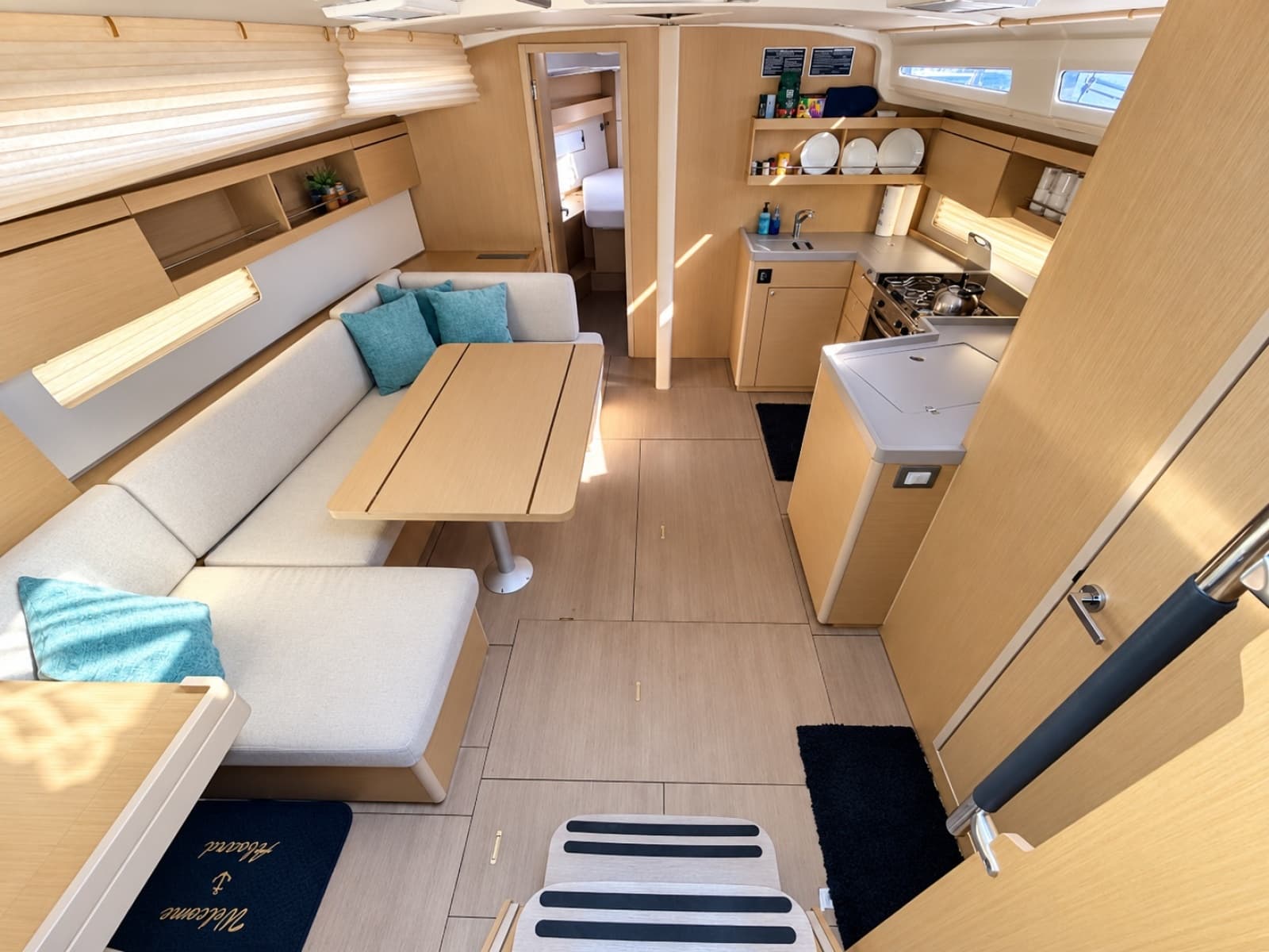 2022 Beneteau 40.1 - Photo 4