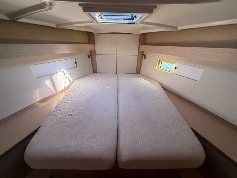 2022 Beneteau 40.1 - Photo 13