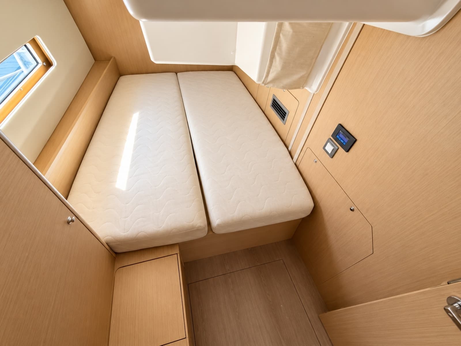 2022 Beneteau 40.1 - Photo 30