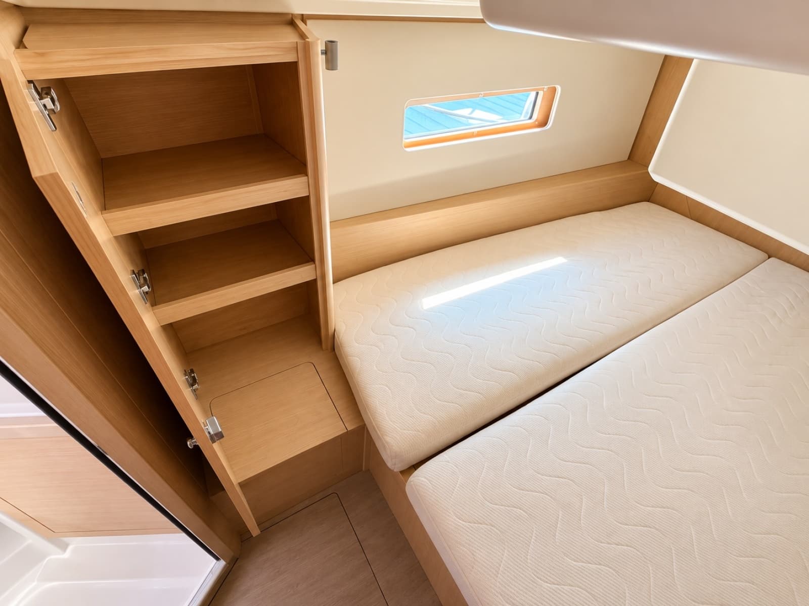 2022 Beneteau 40.1 - Photo 31