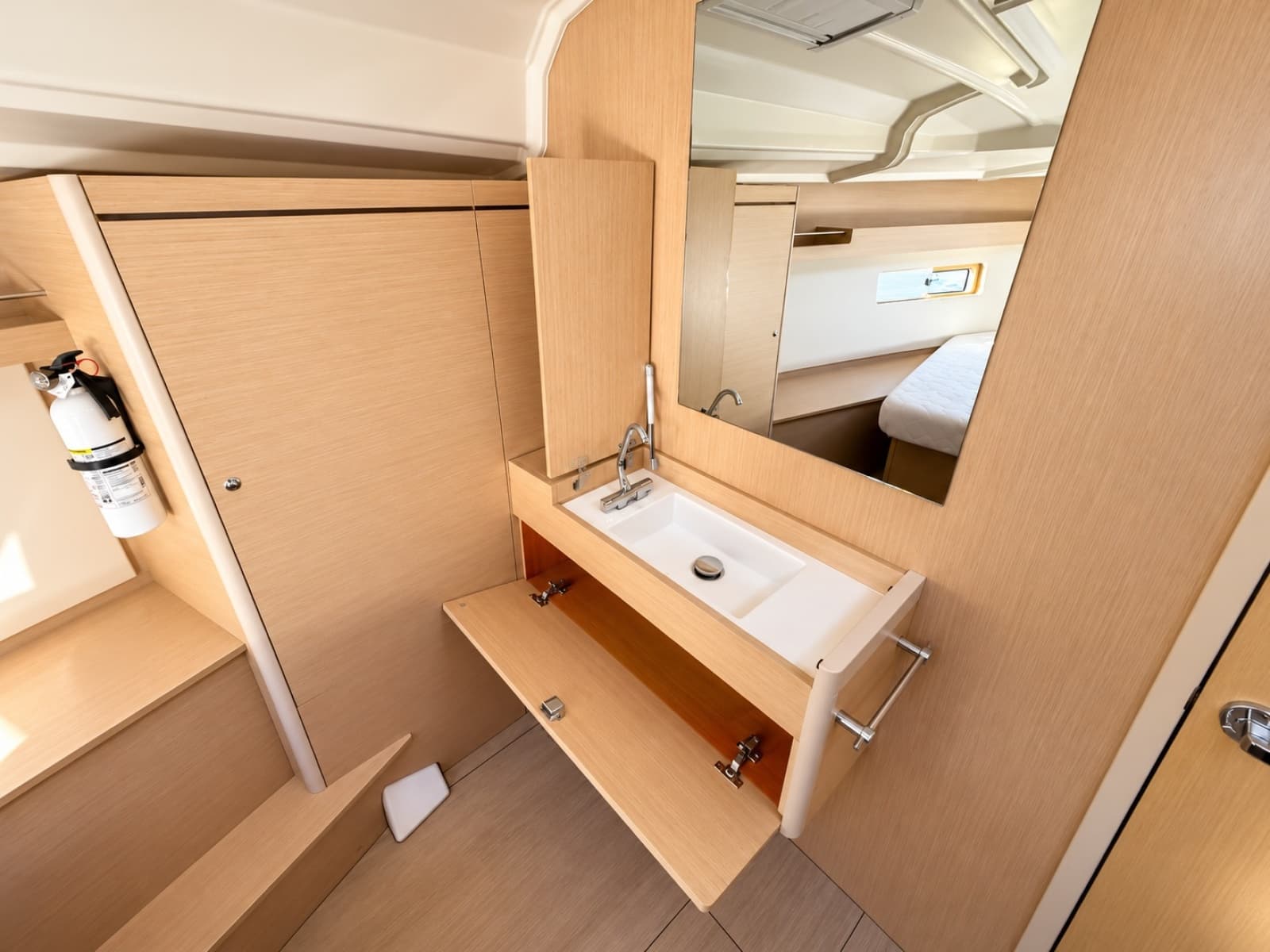 2022 Beneteau 40.1 - Photo 25