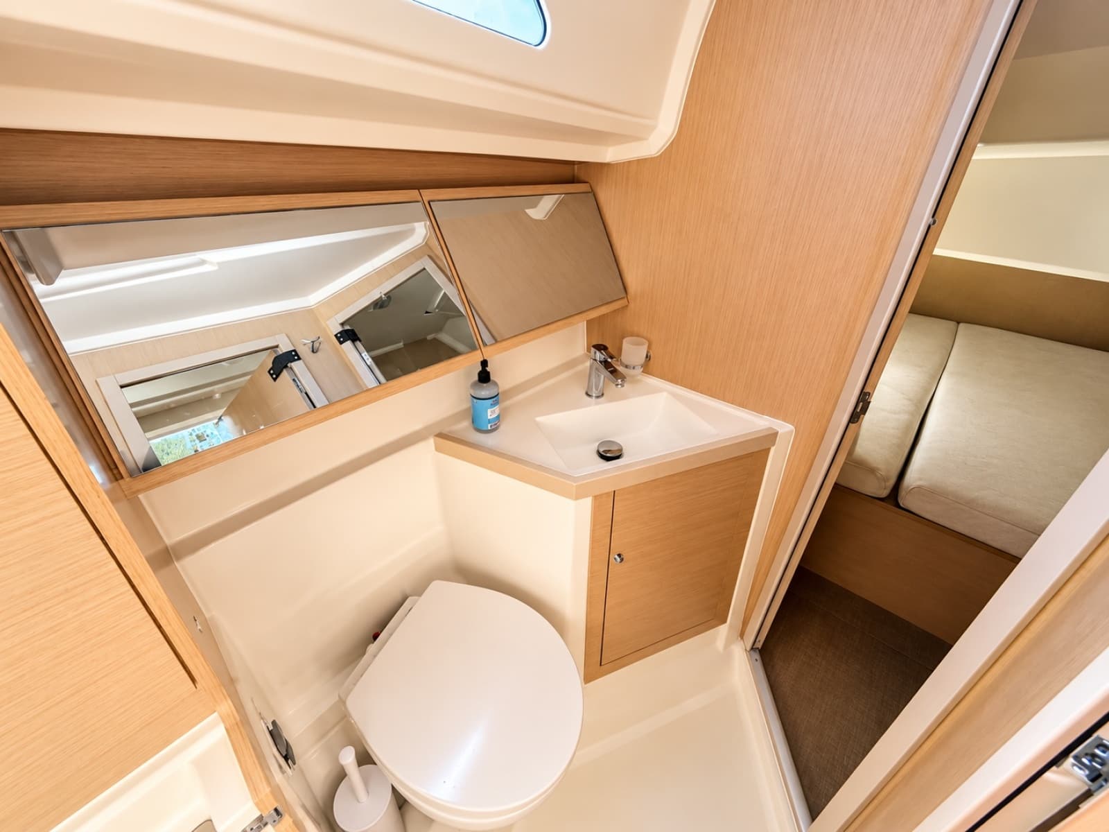 2022 Beneteau 40.1 - Photo 29