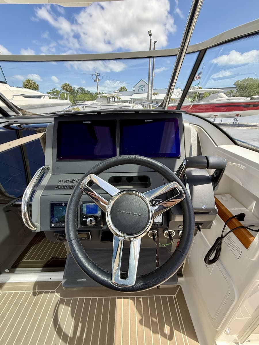2023 Nimbus T9 - Photo 8