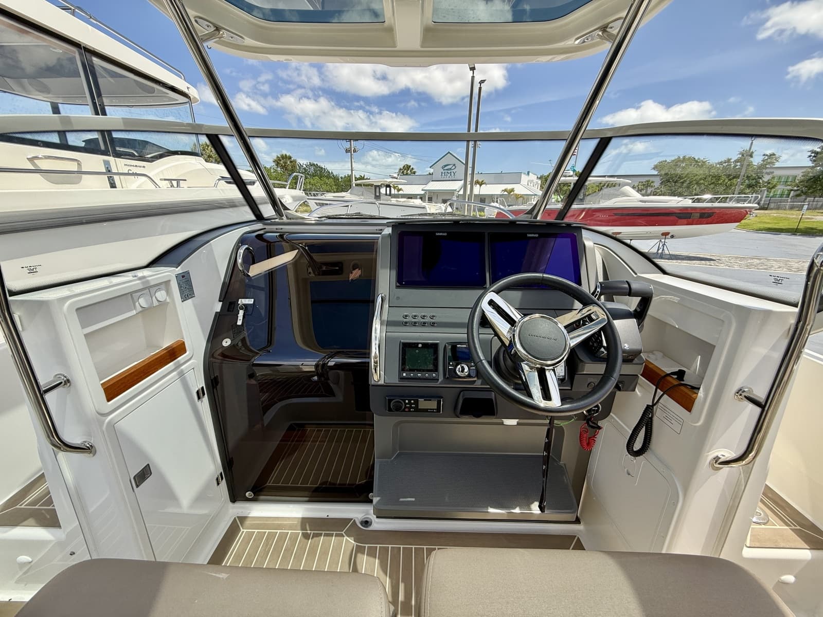 2023 Nimbus T9 - Photo 6