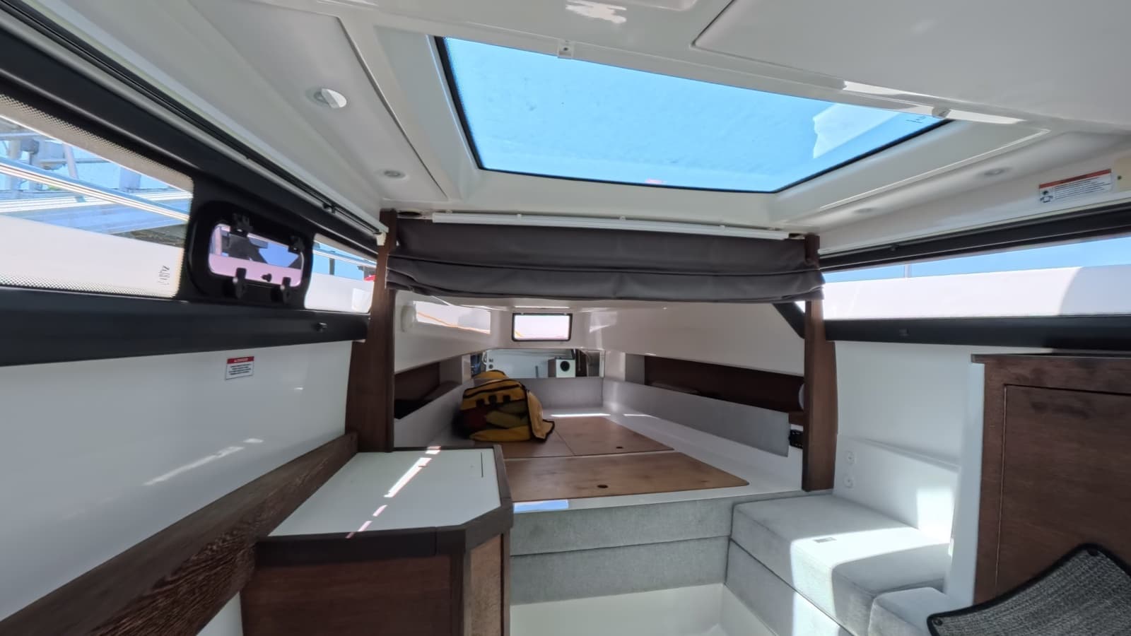 2019 Axopar 37 XC Cross Cabin - Photo 8