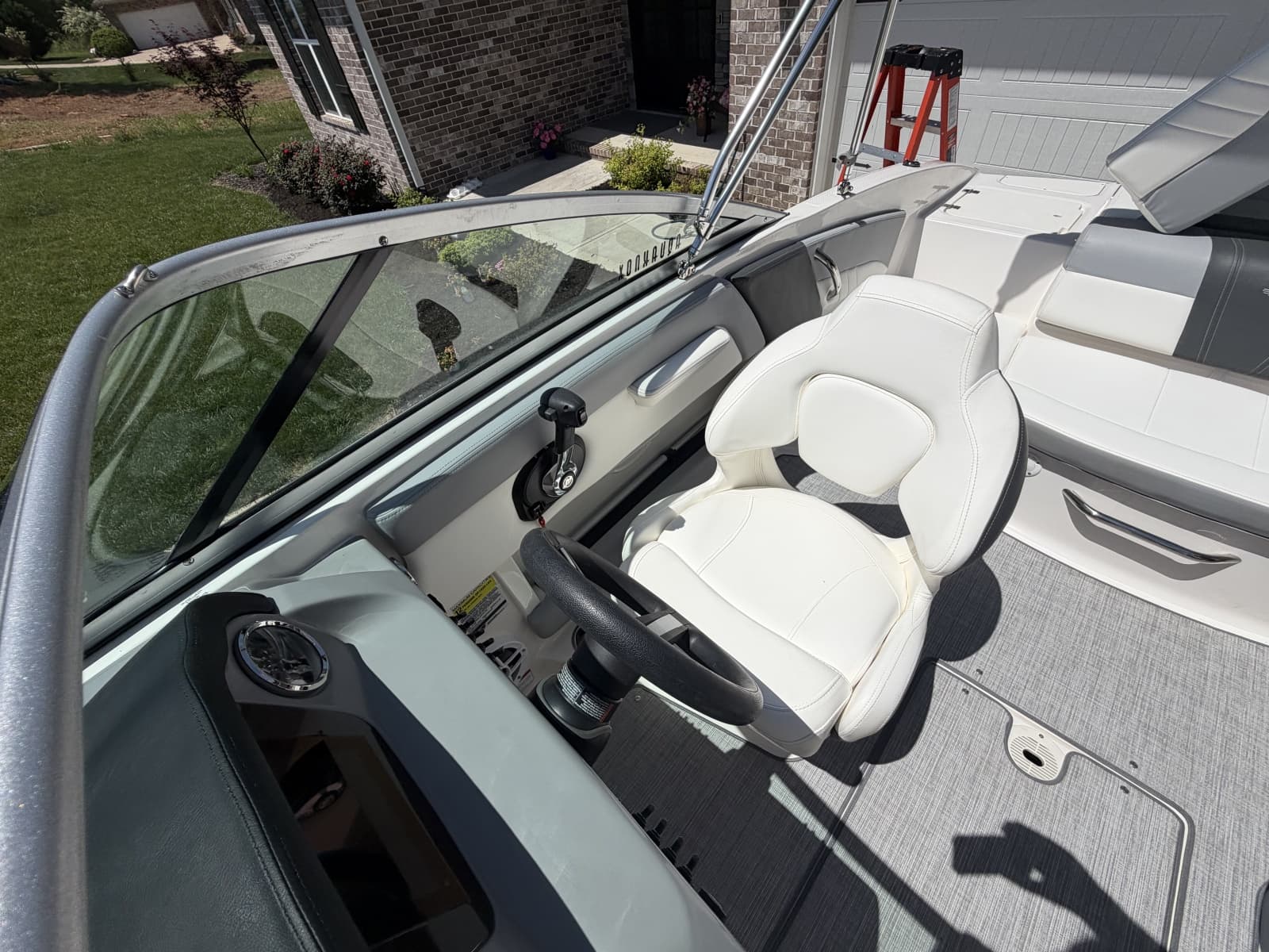 2022 Chaparral 21 SSi - Photo 33