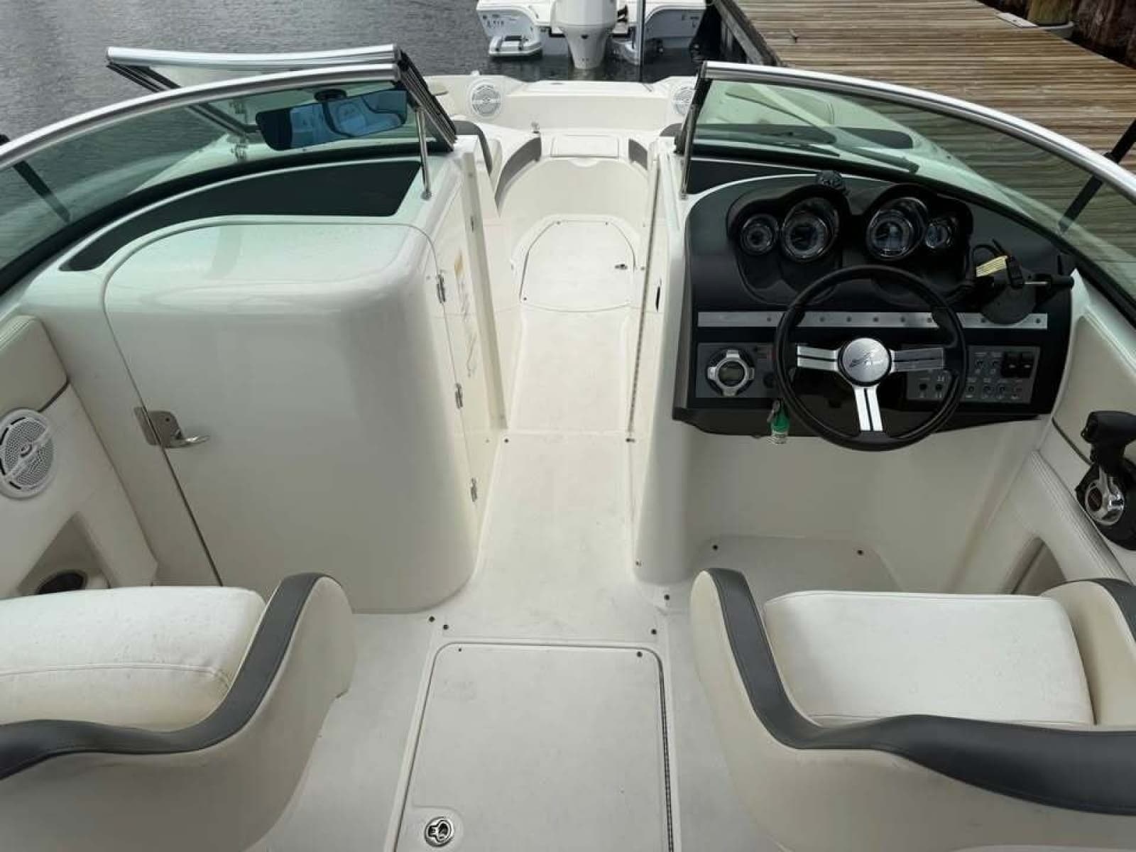 2012 Sea Ray 260 Sundeck - Photo 8
