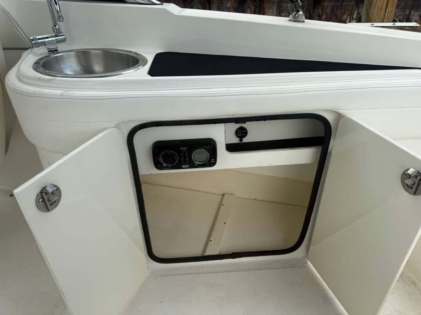2012 Sea Ray 260 Sundeck - Photo 5