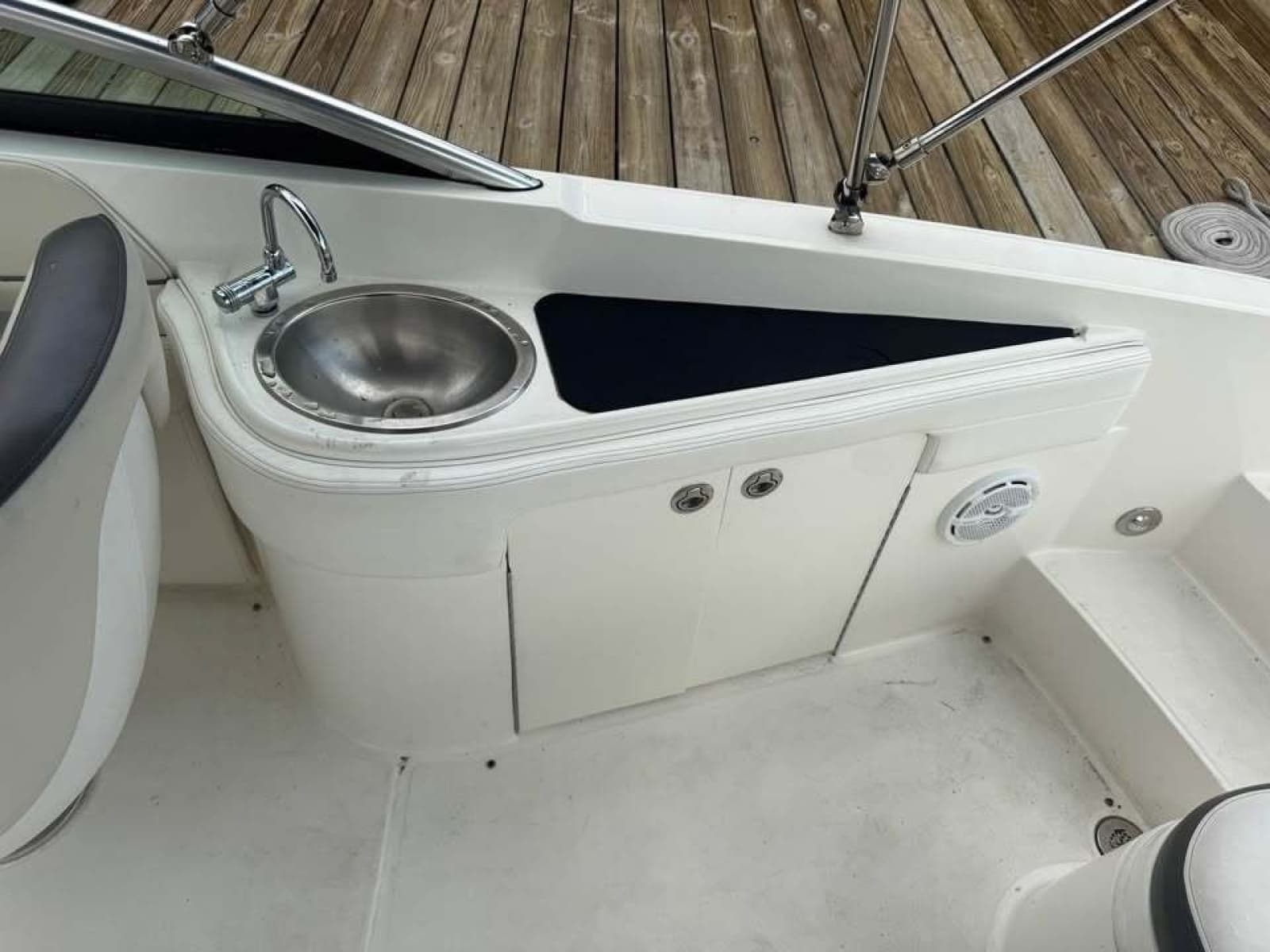 2012 Sea Ray 260 Sundeck - Photo 4