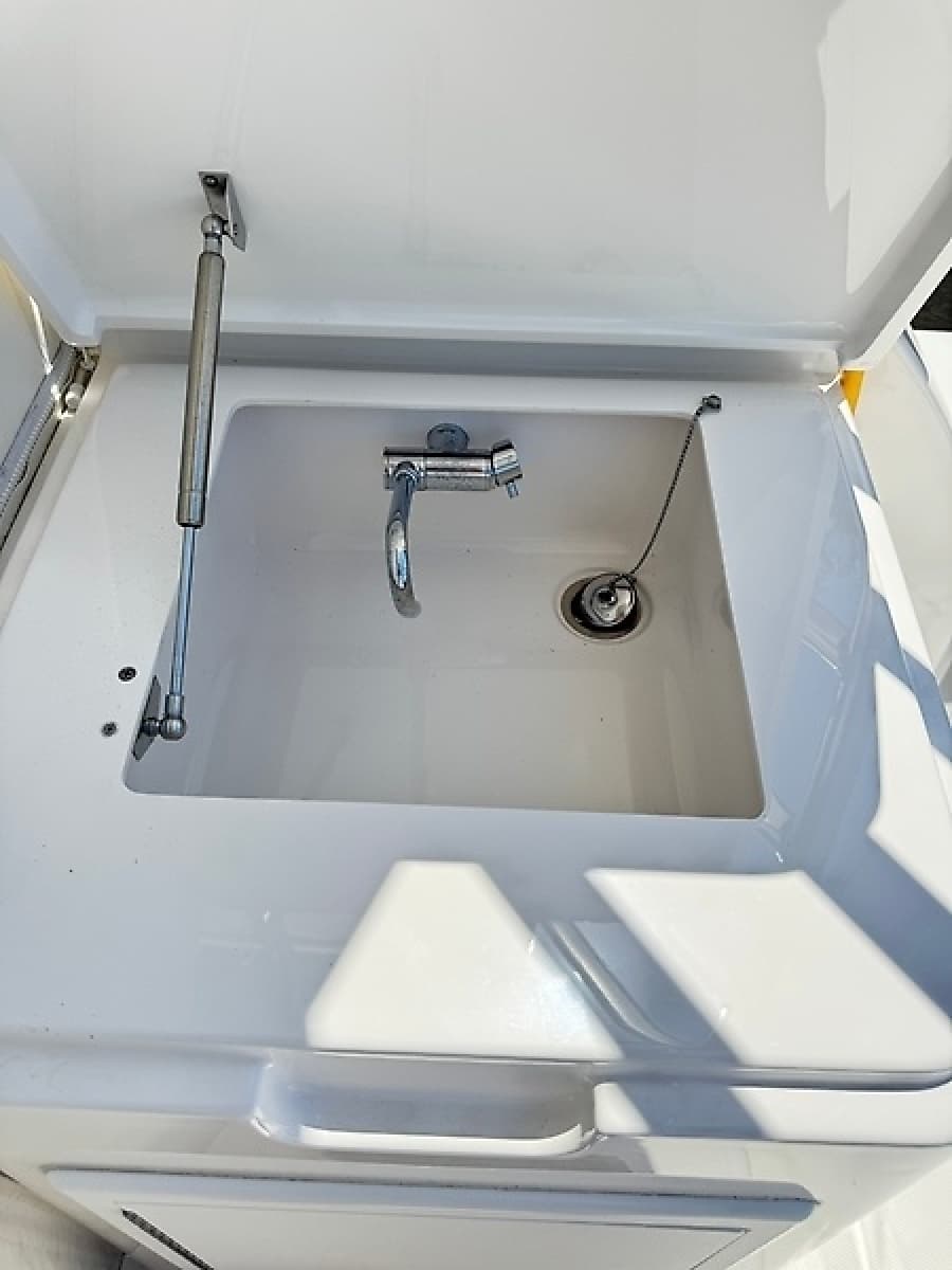 2022 Albemarle 30 Express - Photo 23