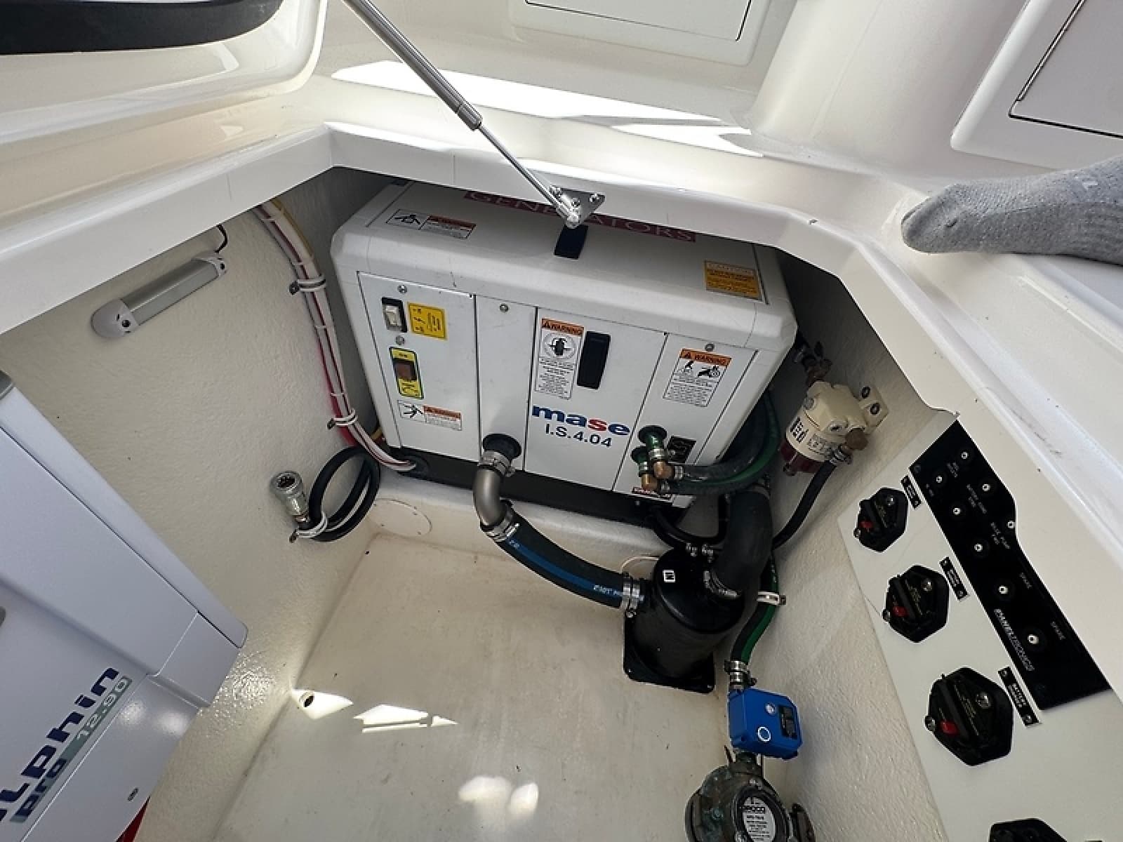 2022 Albemarle 30 Express - Photo 20