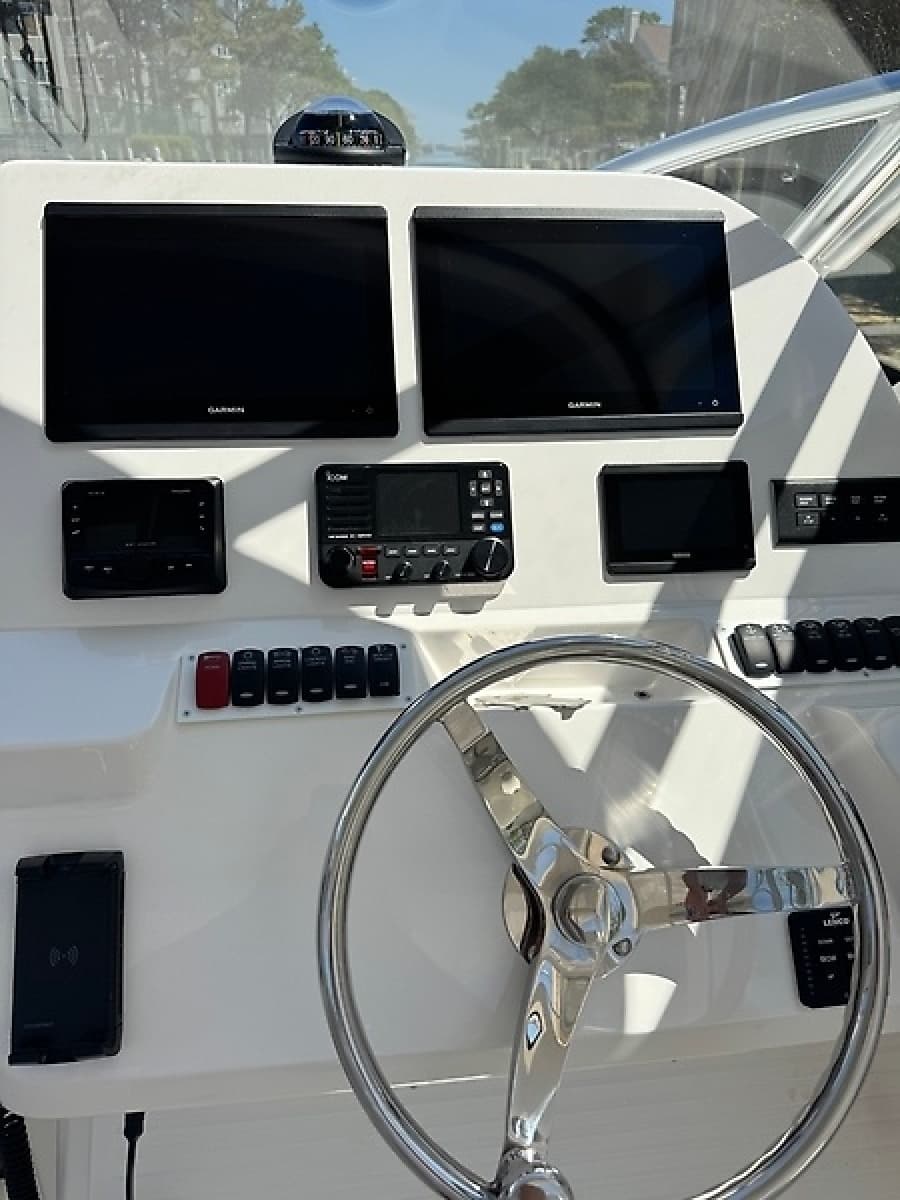 2022 Albemarle 30 Express - Photo 5