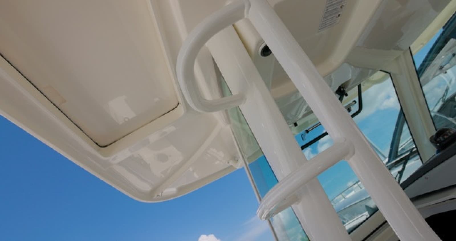 2018 Boston Whaler Outrage - Photo 14