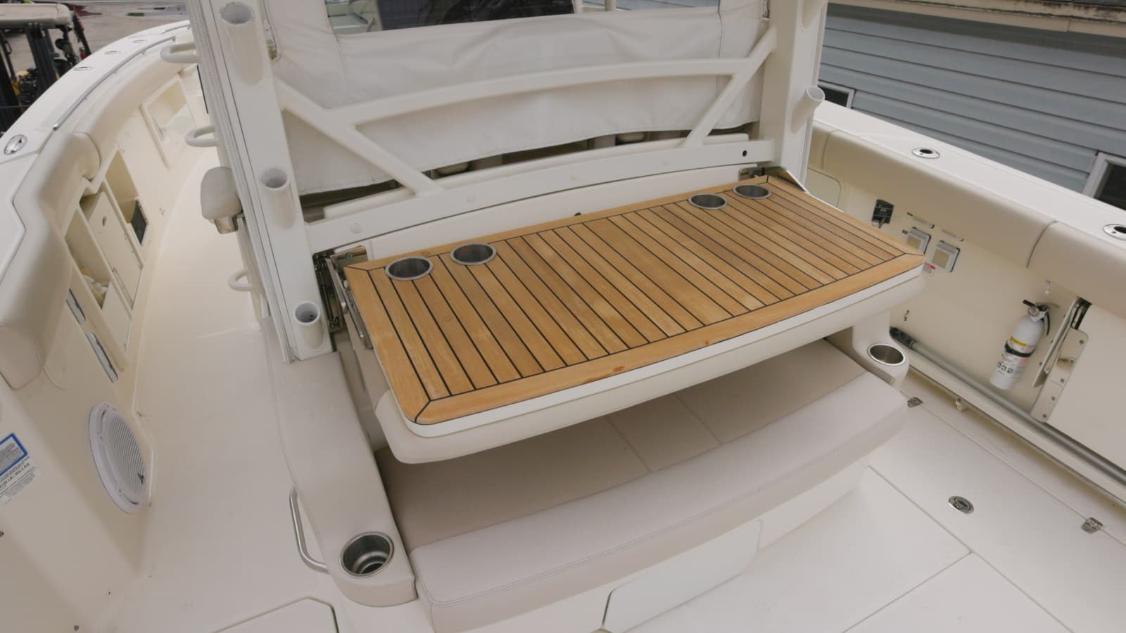 2018 Boston Whaler 380 Outrage - Photo 18