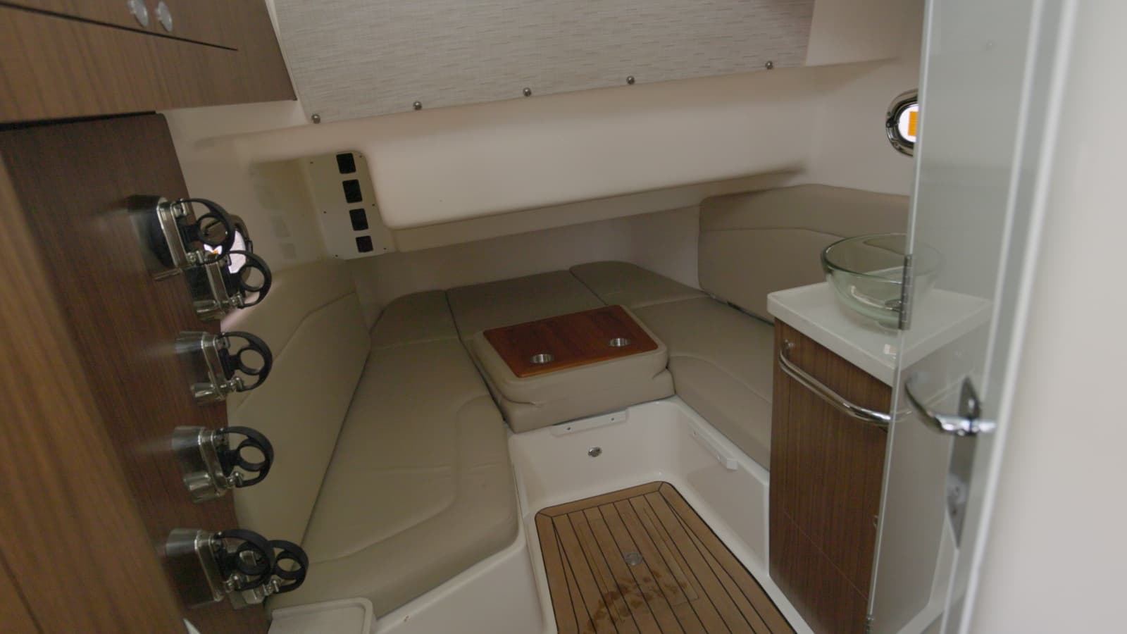 2018 Boston Whaler 380 Outrage - Photo 13