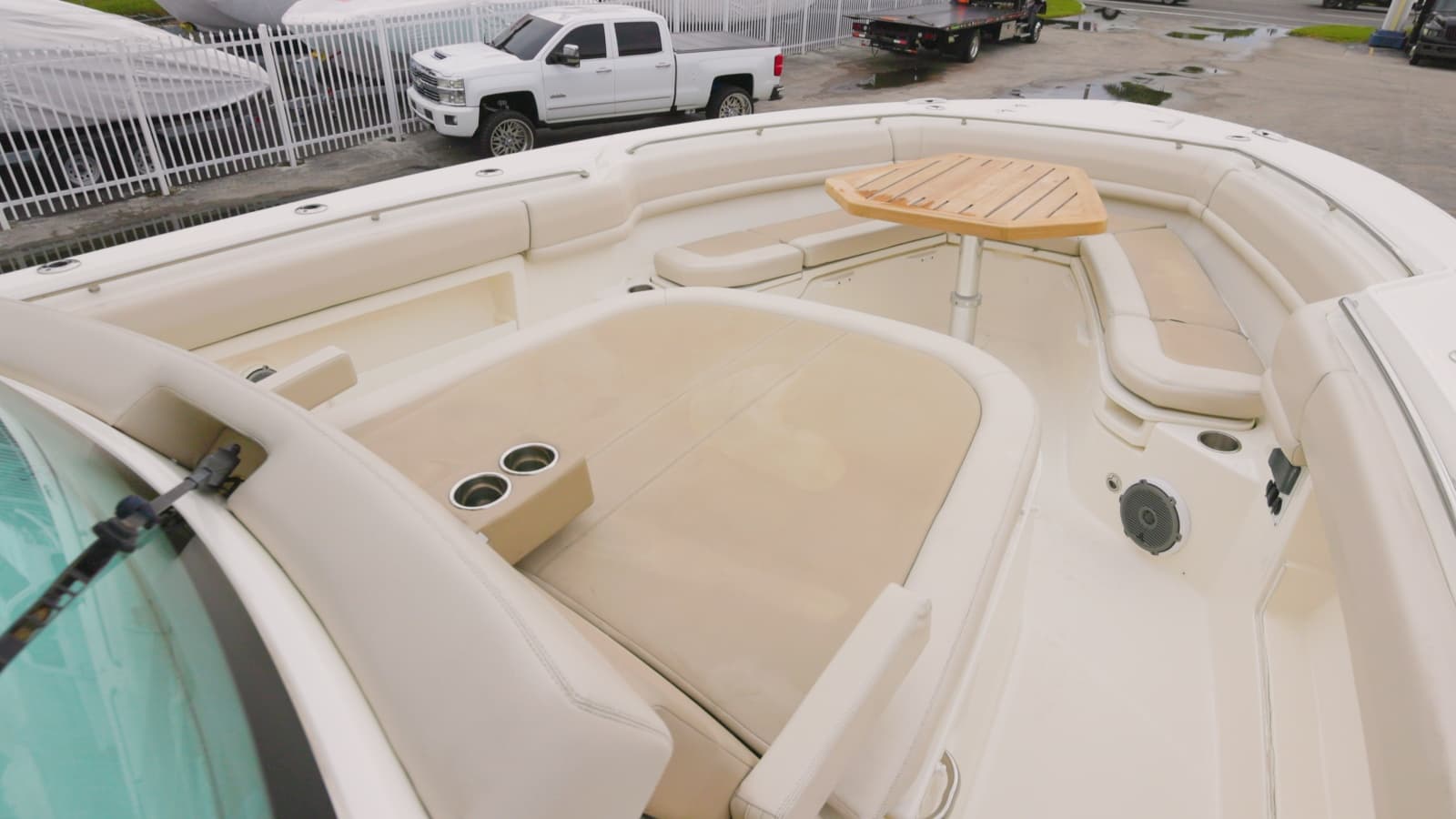 2018 Boston Whaler 380 Outrage - Photo 12
