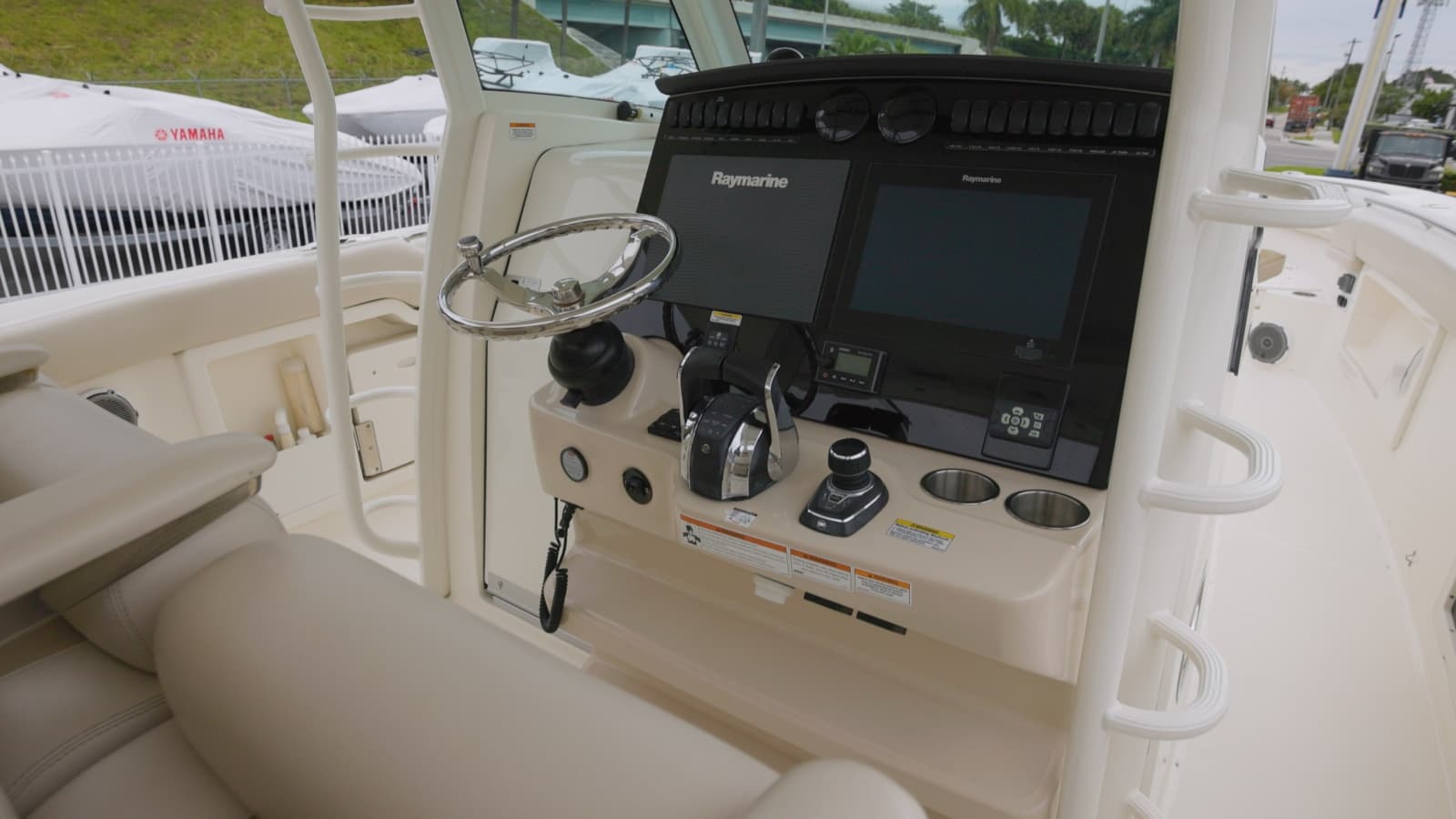 2018 Boston Whaler 380 Outrage - Photo 5