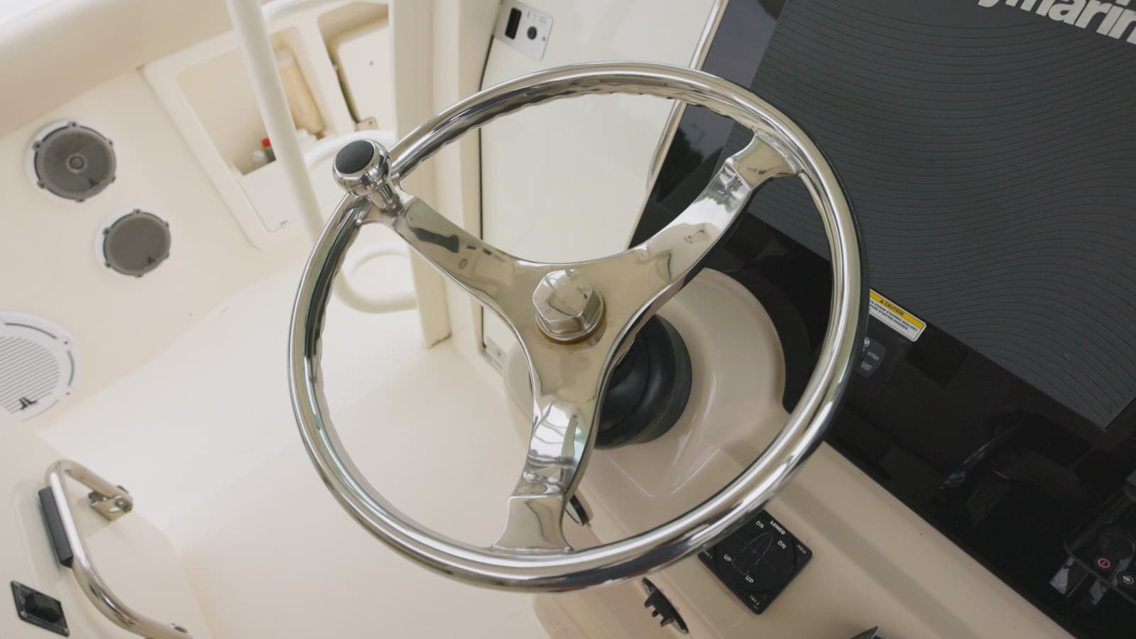 2018 Boston Whaler 380 Outrage - Photo 4