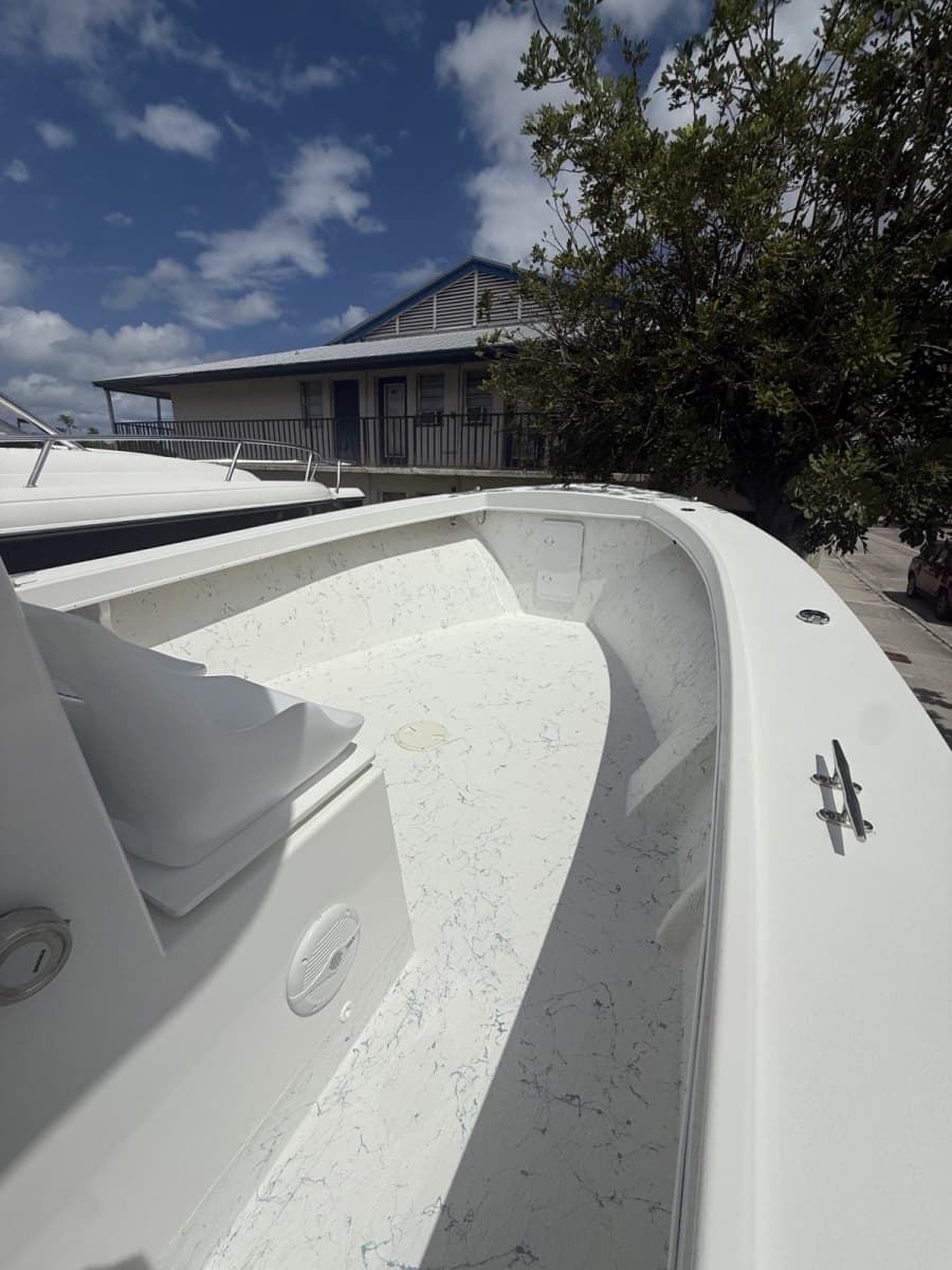 2021 C-Hawk  - Photo 3