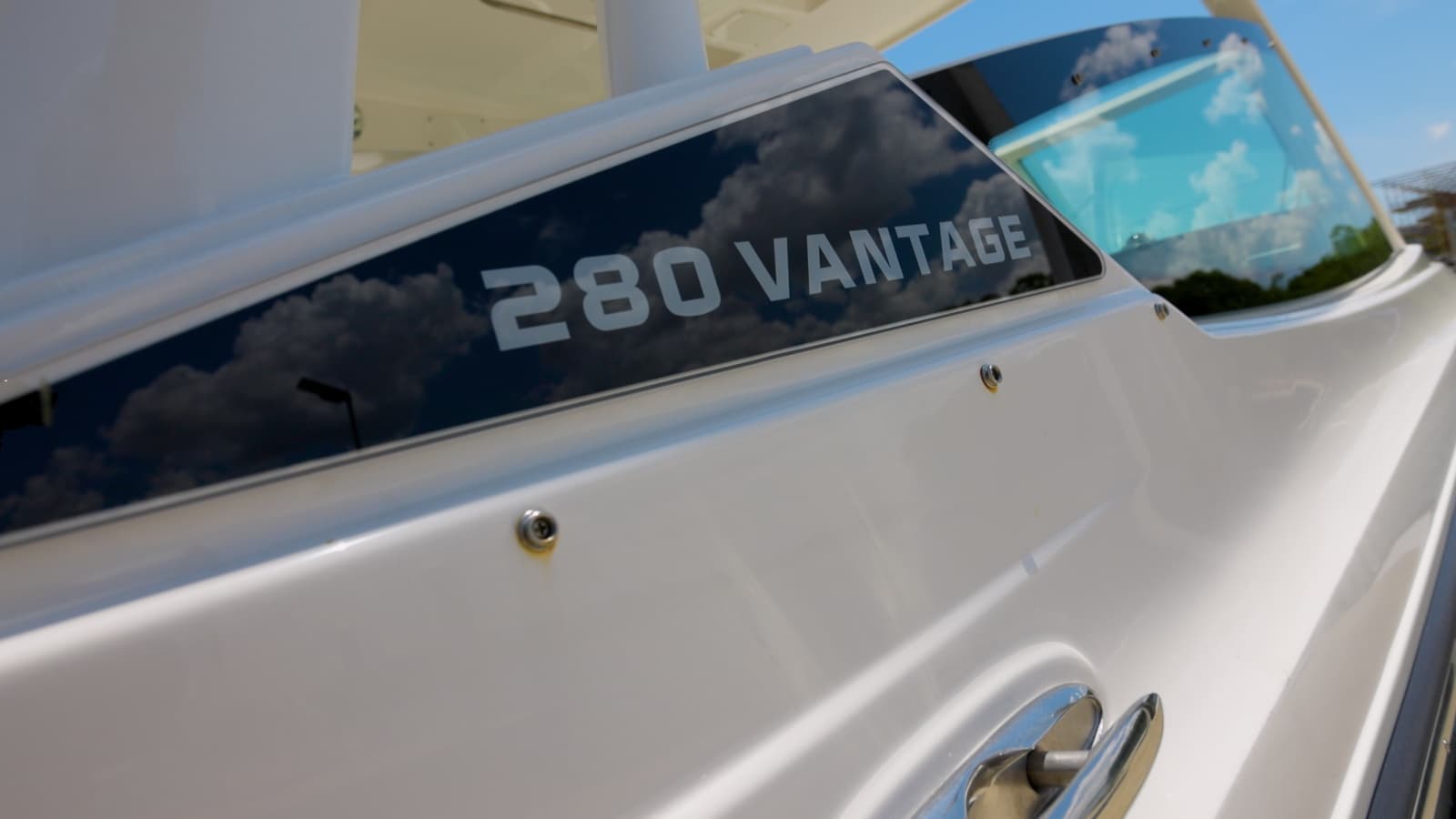 2024 Boston Whaler Vantage - Photo 16