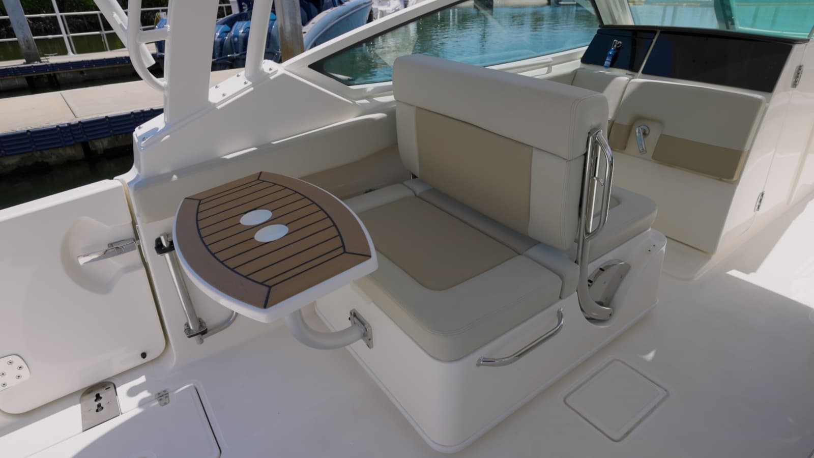 2024 Boston Whaler Vantage - Photo 11