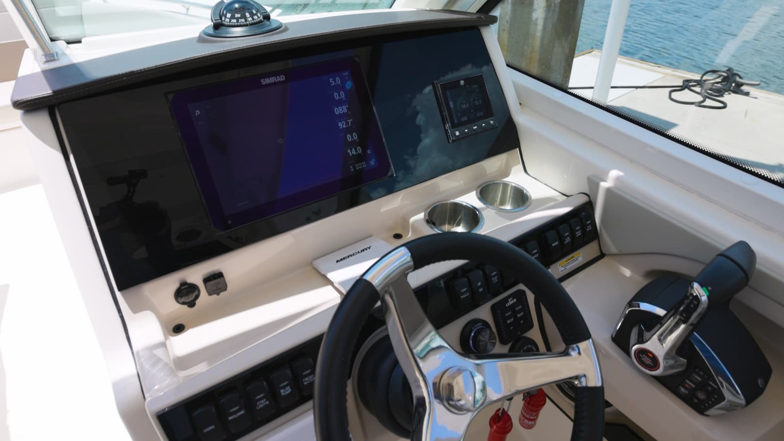 2024 Boston Whaler Vantage - Photo 5