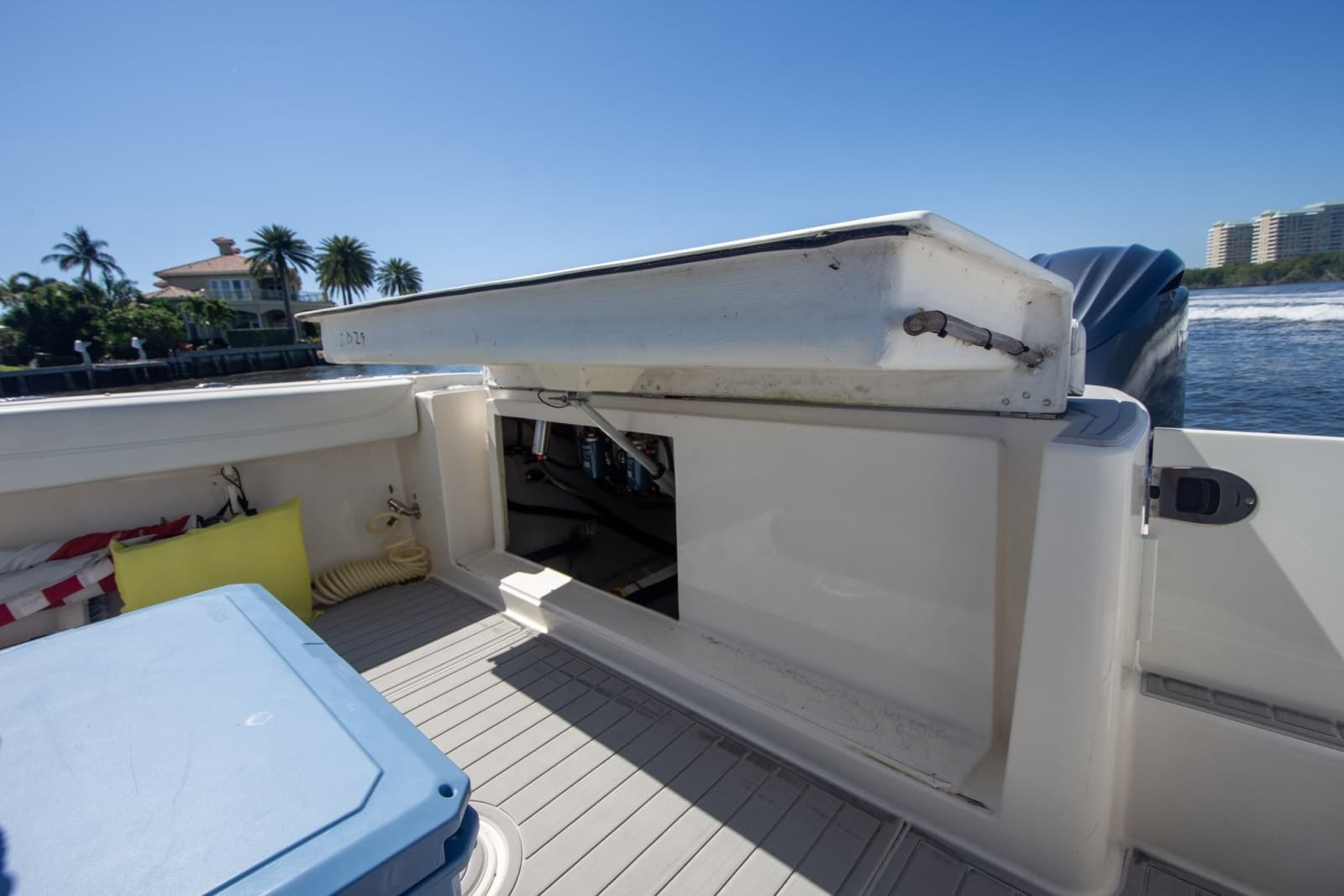 2023 Cobia 280 Center Console - Photo 27