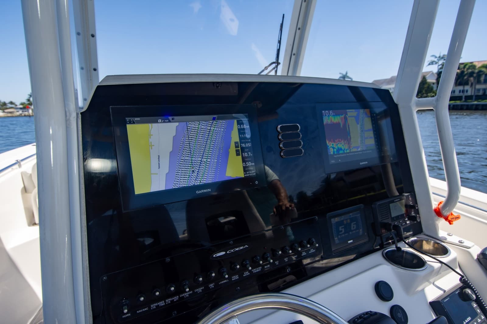 2023 Cobia 280 Center Console - Photo 5