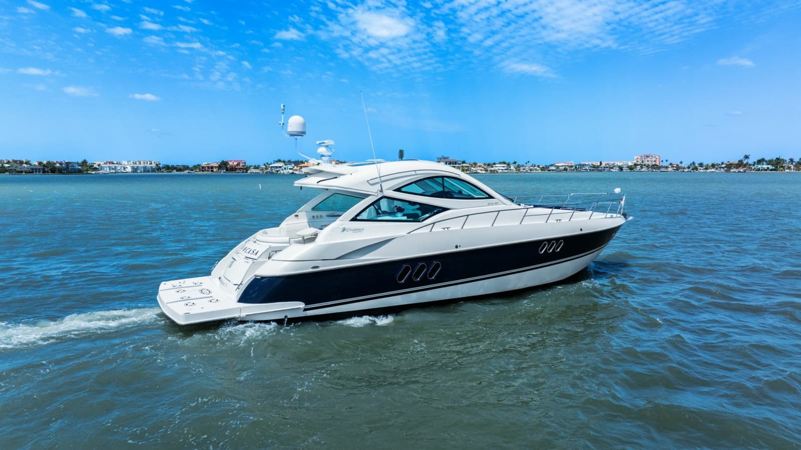 2012 Cruisers Yachts 540 Coupe - Photo 51