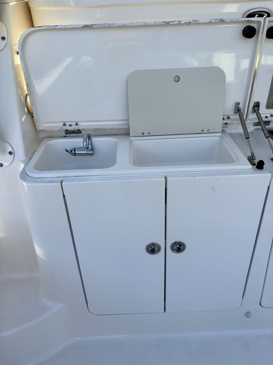 2012 Pursuit 385 OS - Photo 11