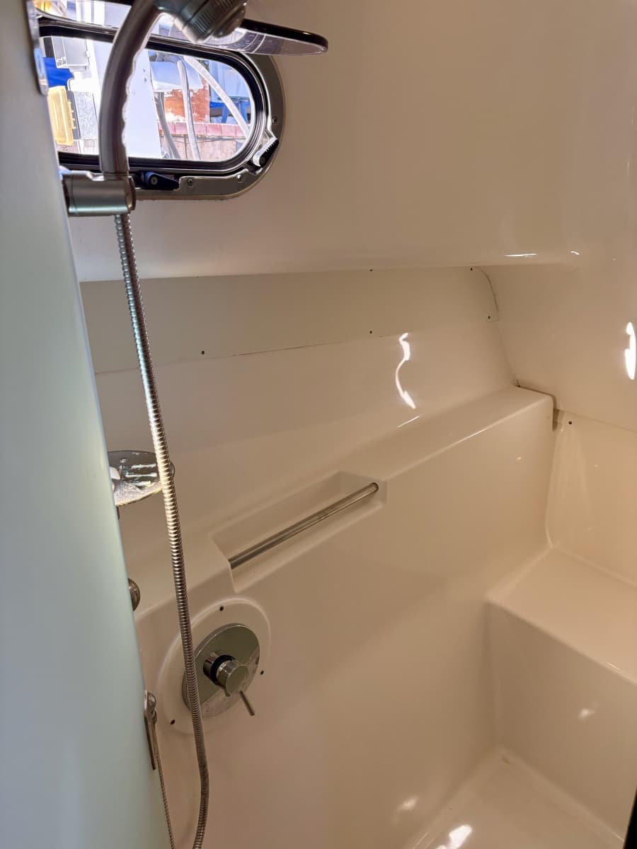 2012 Pursuit 385 OS - Photo 30