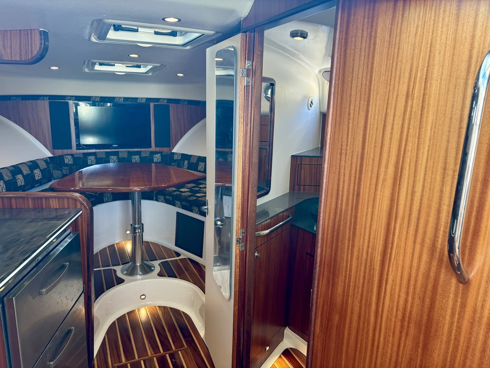 2012 Pursuit 385 OS - Photo 16