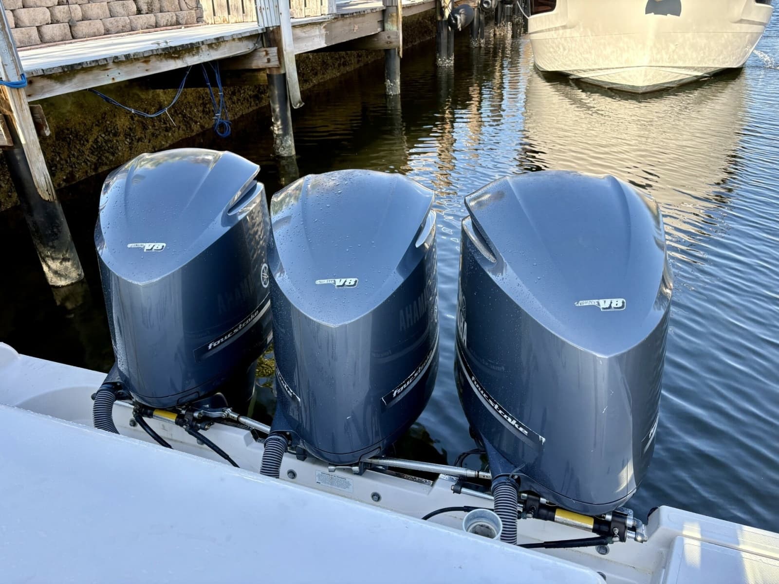 2012 Pursuit 385 OS - Photo 15