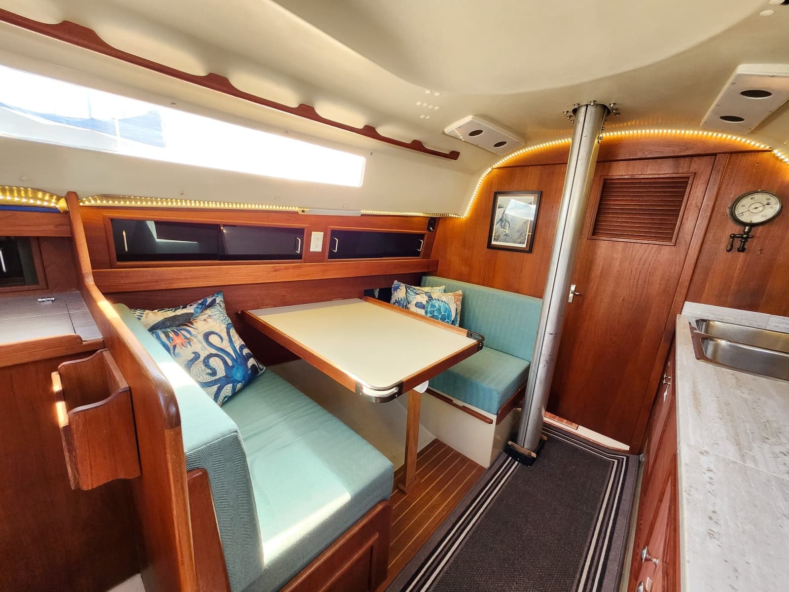 1982 C&C 30 - Photo 6